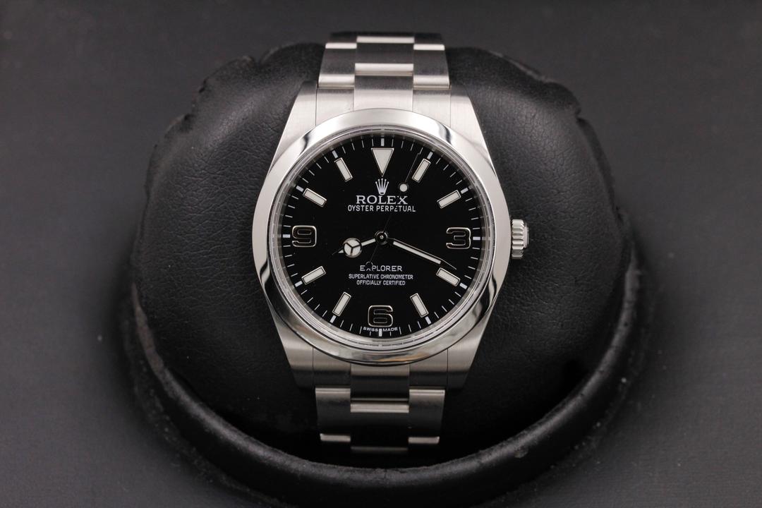 Rolex Explorer I 214270