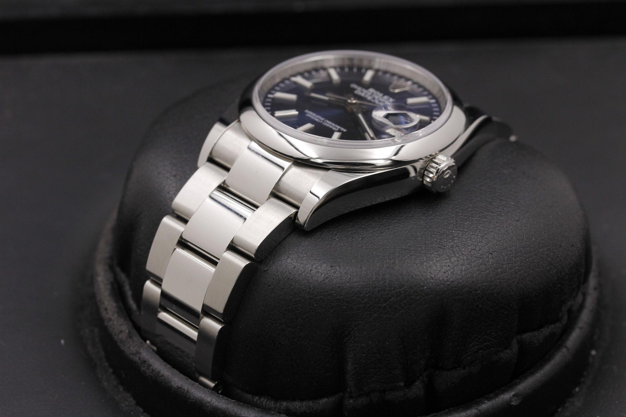 Watch Image 2