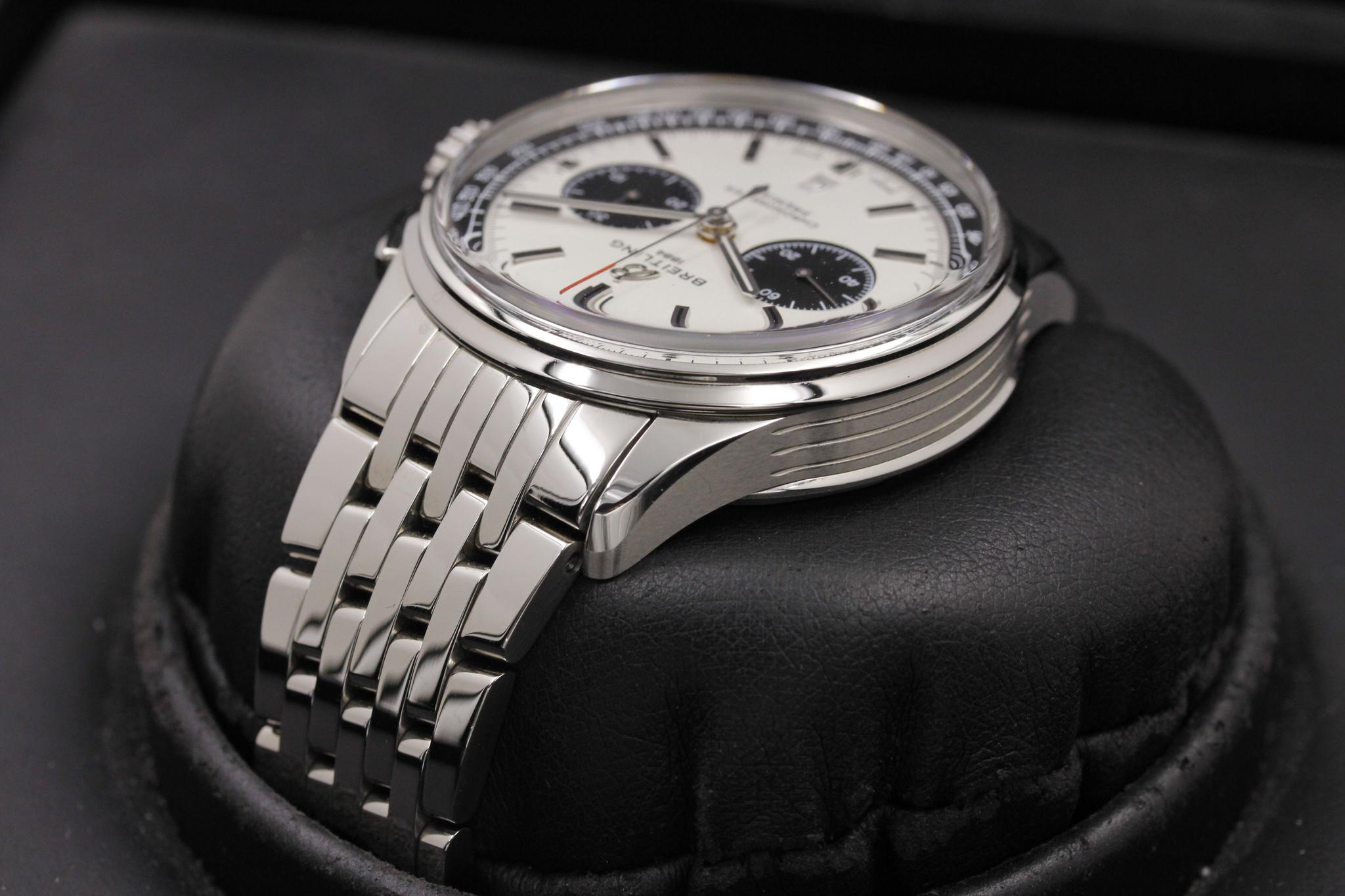Watch Image 5