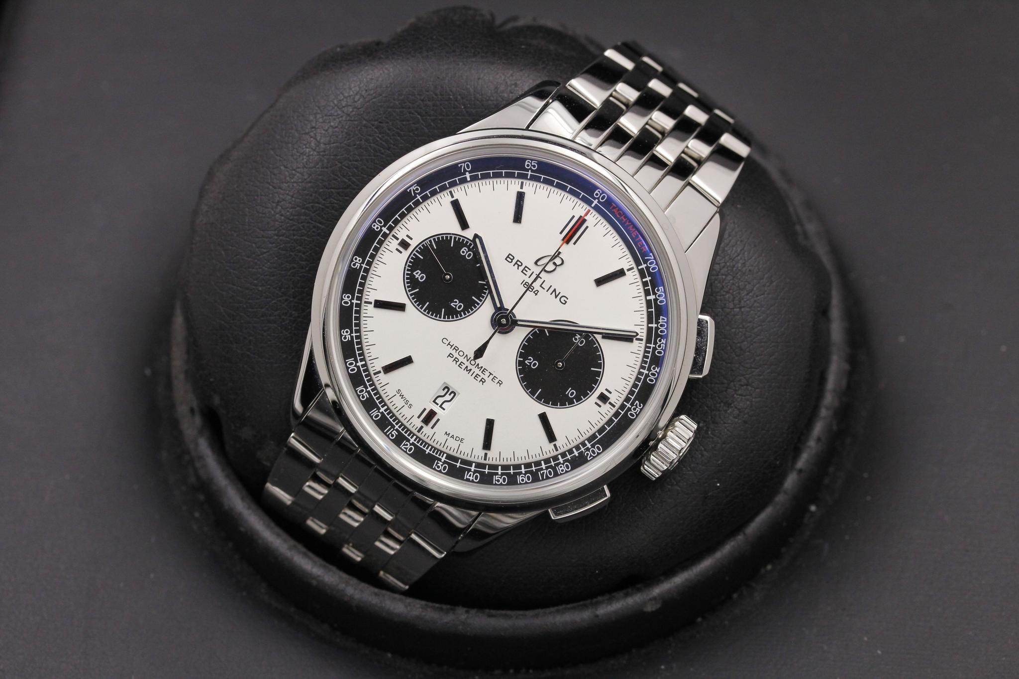 Watch Image 9