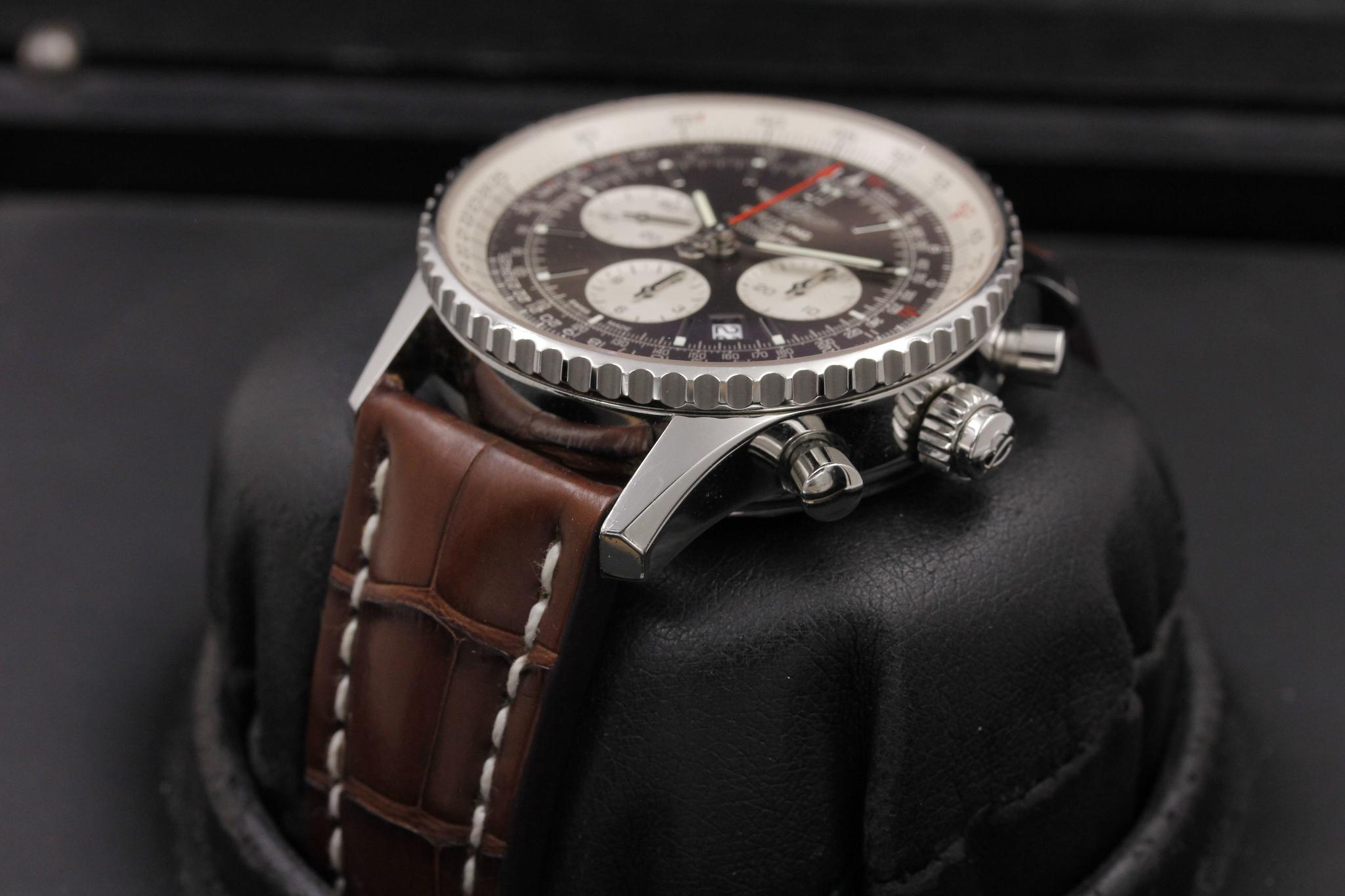 Watch Image 2