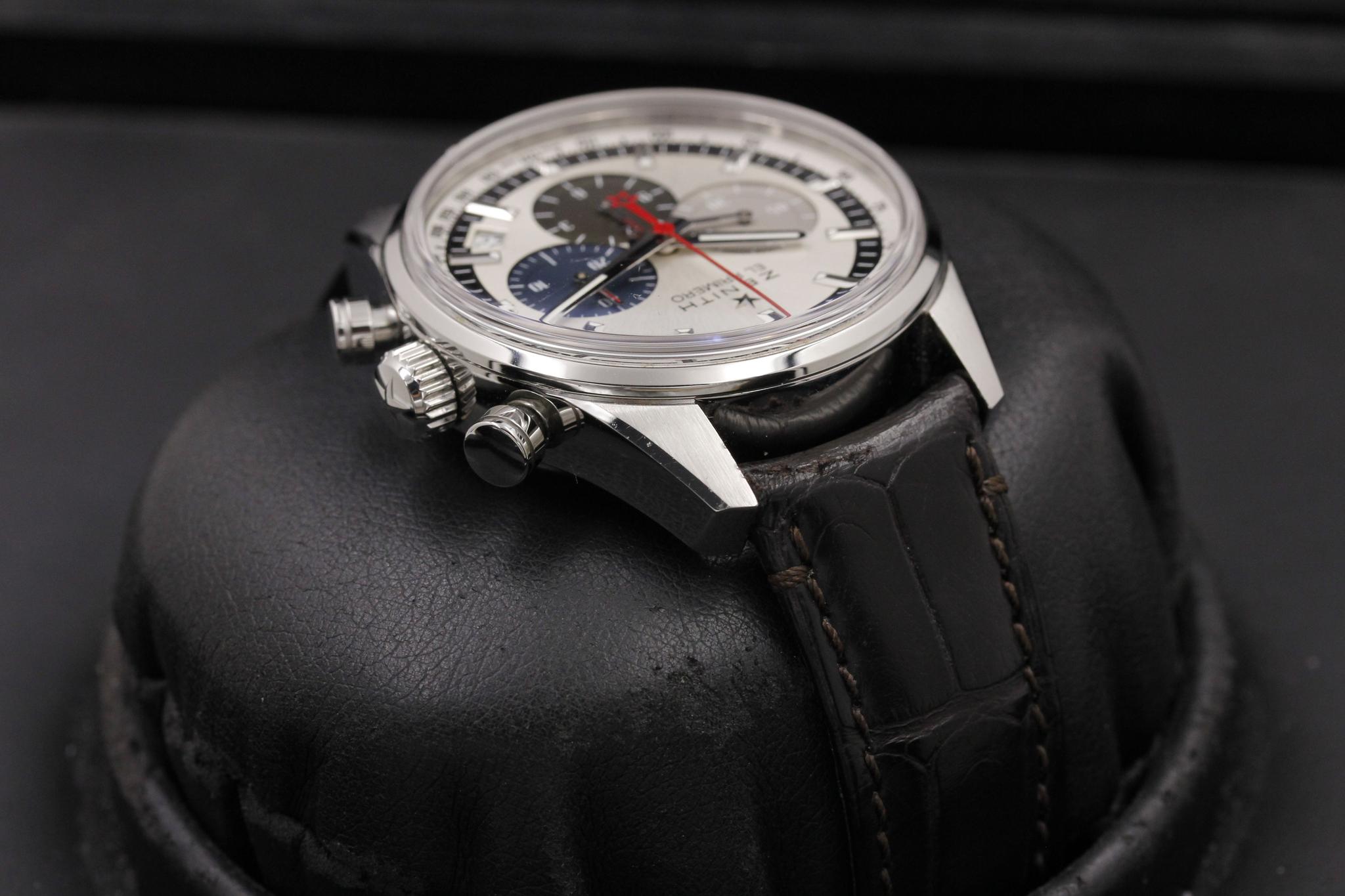 Watch Image 4