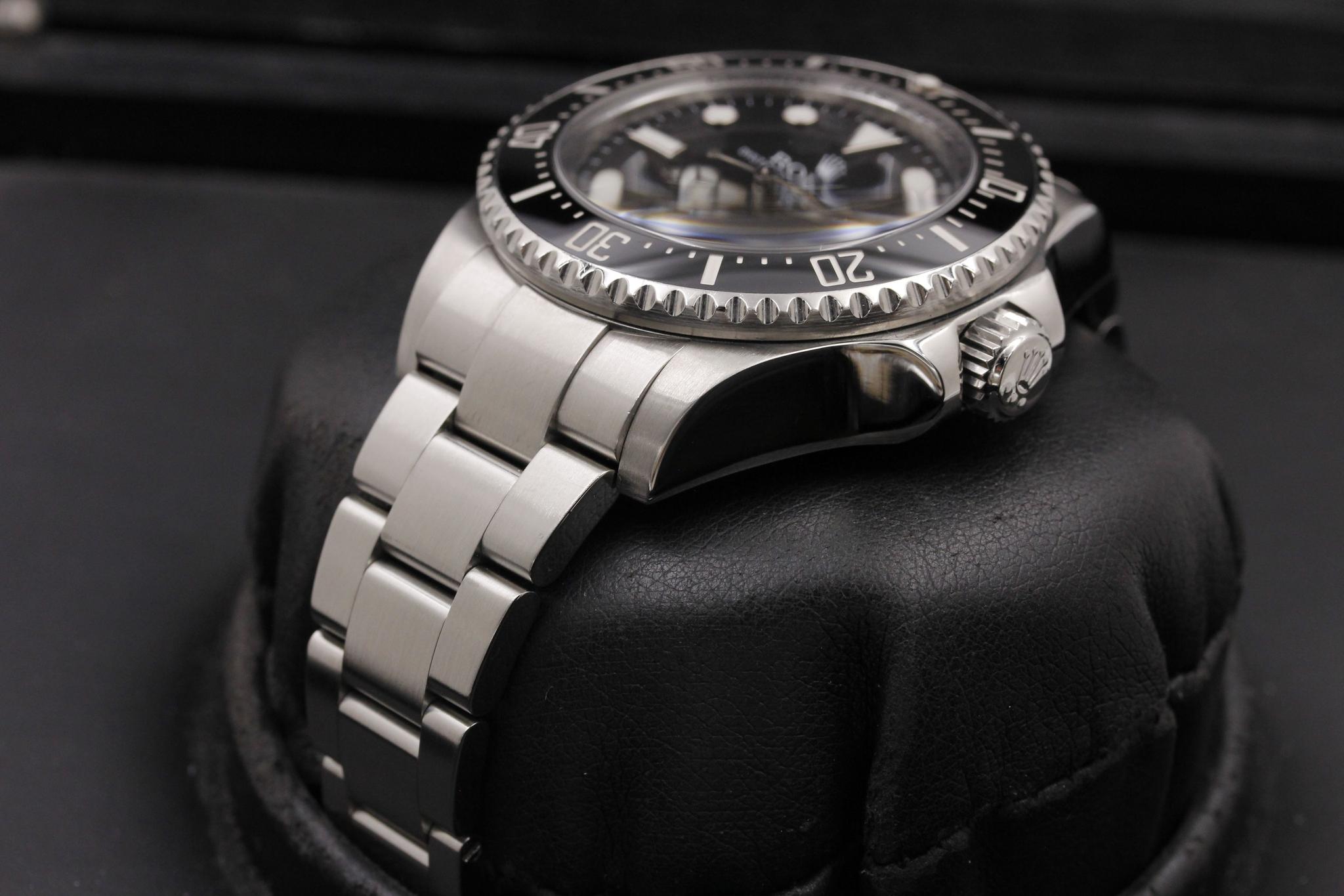 Watch Image 2