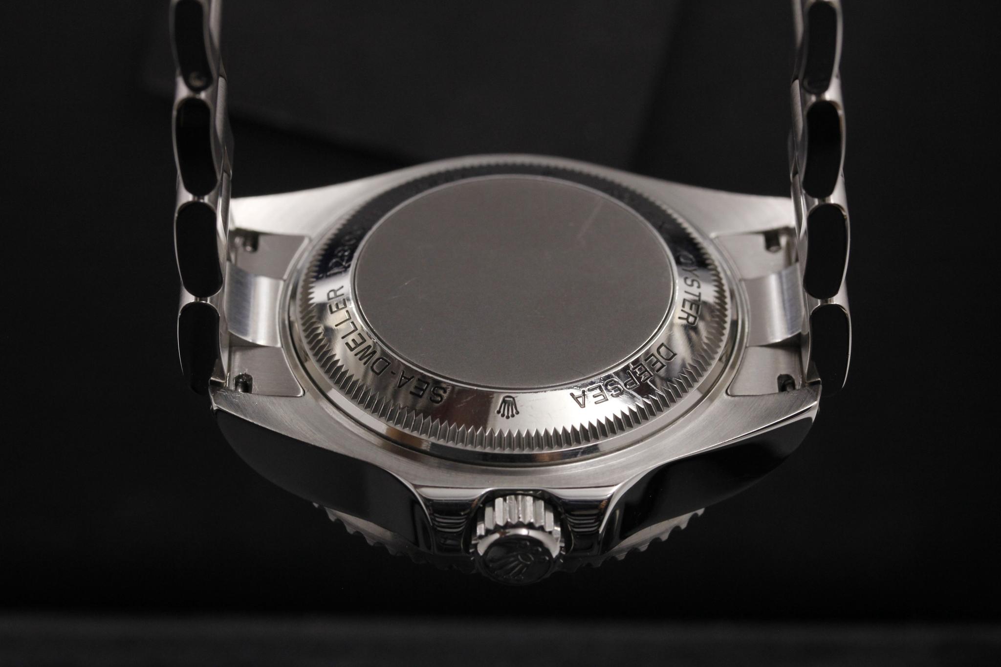 Watch Image 7