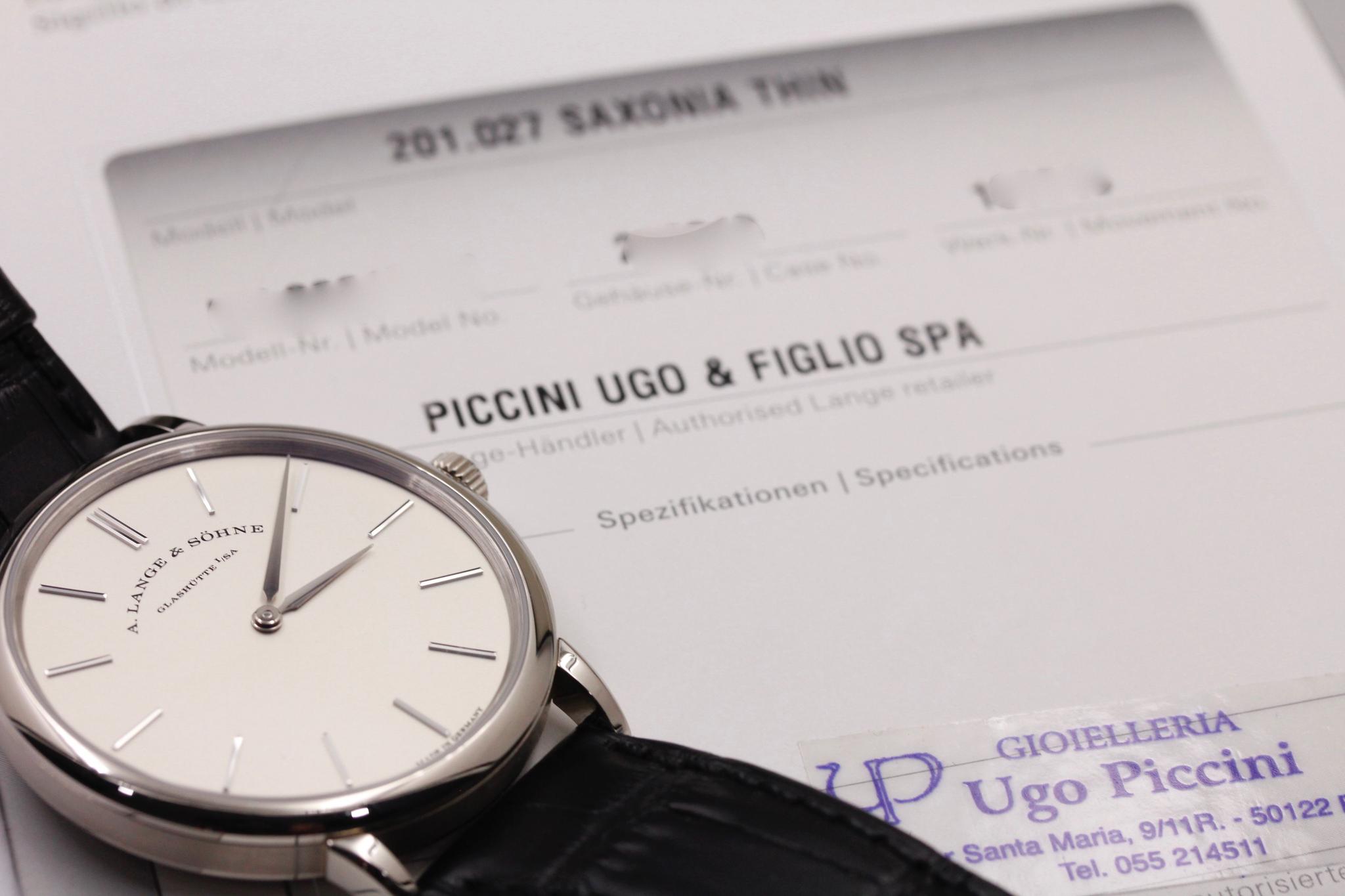 Watch Image 11