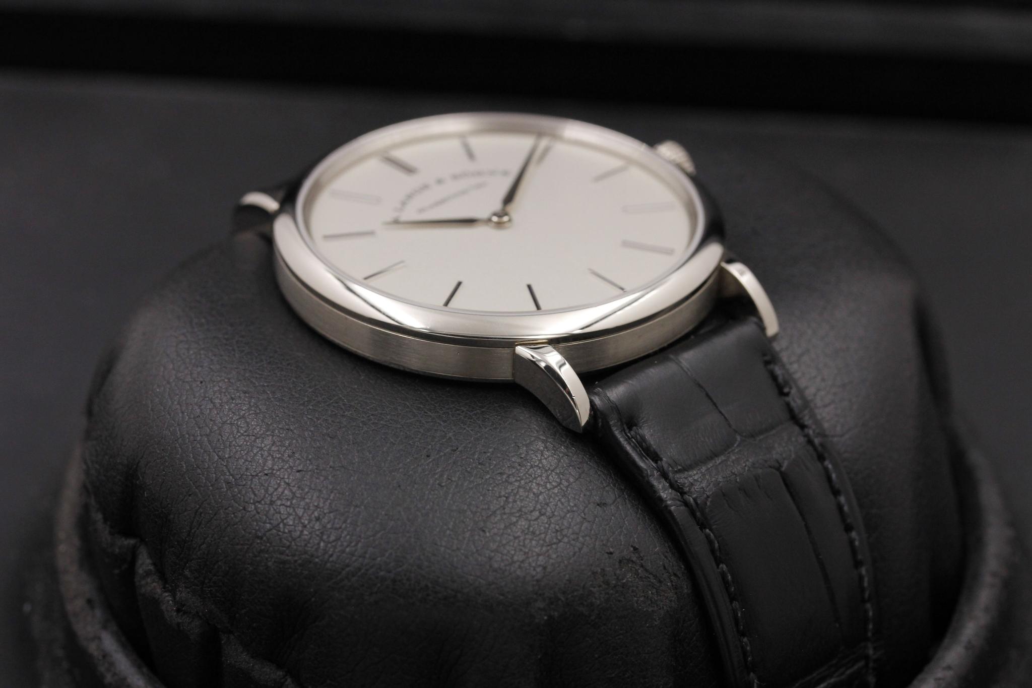 Watch Image 6