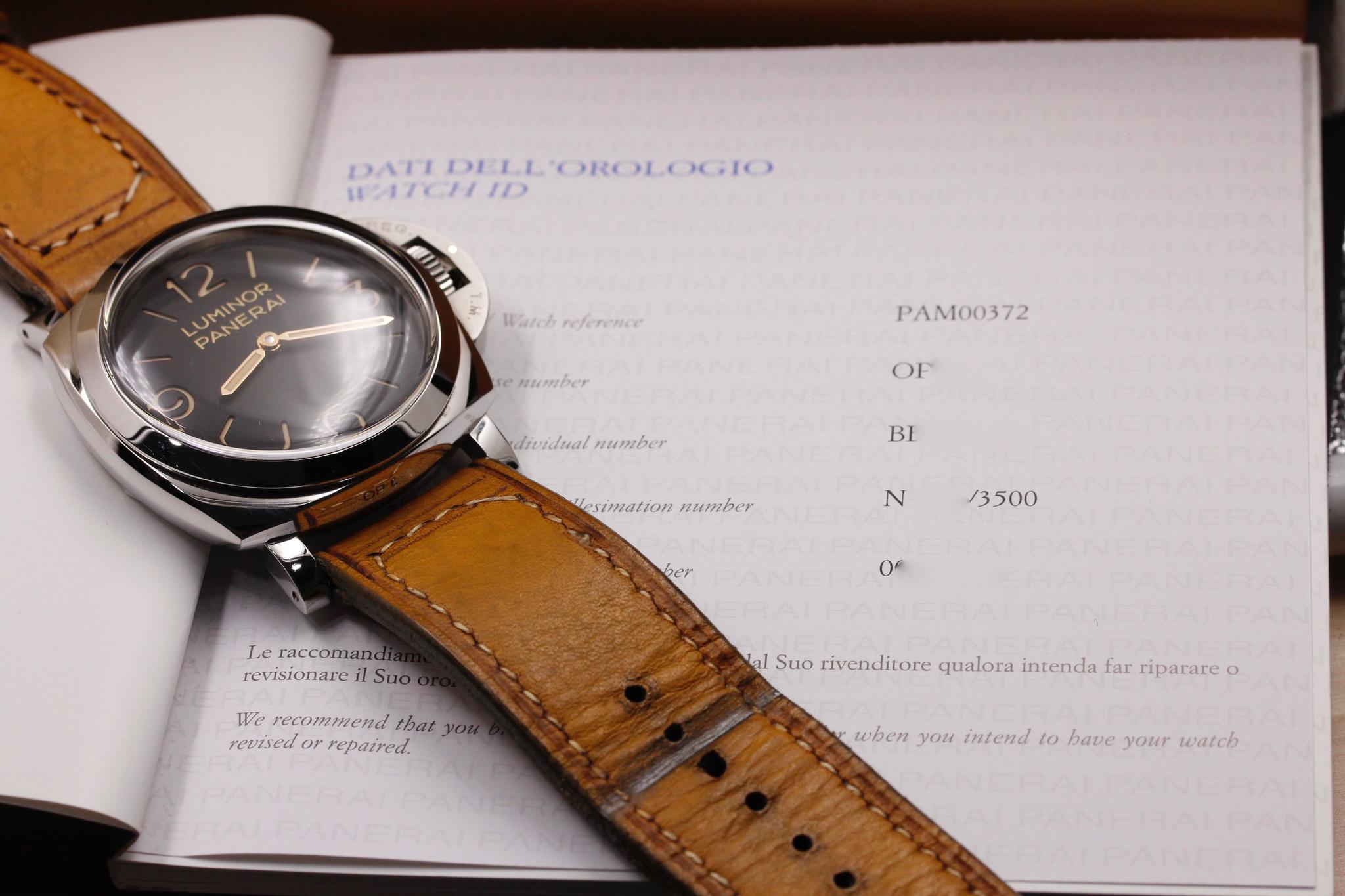 Watch Image 11