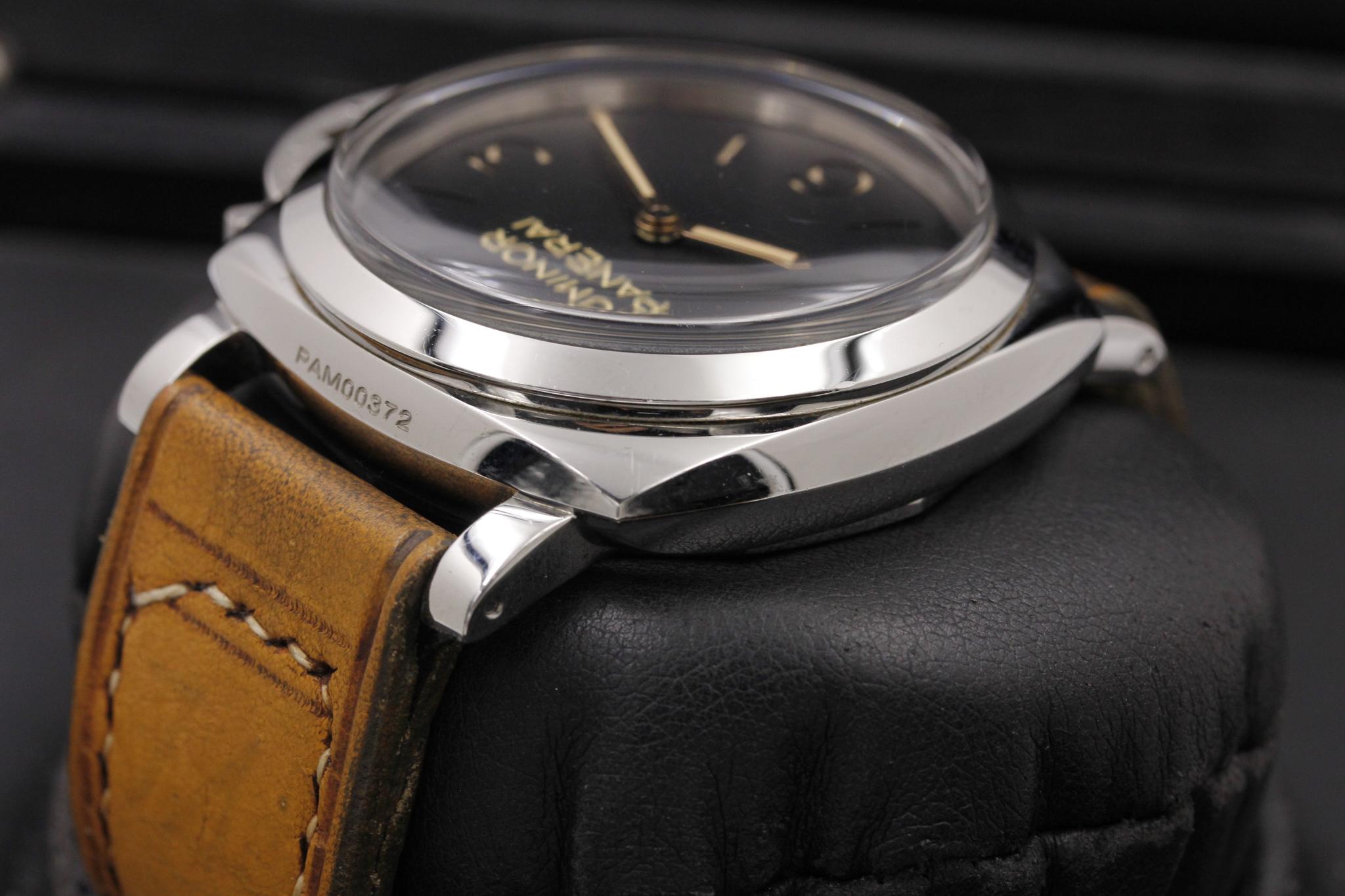 Watch Image 5