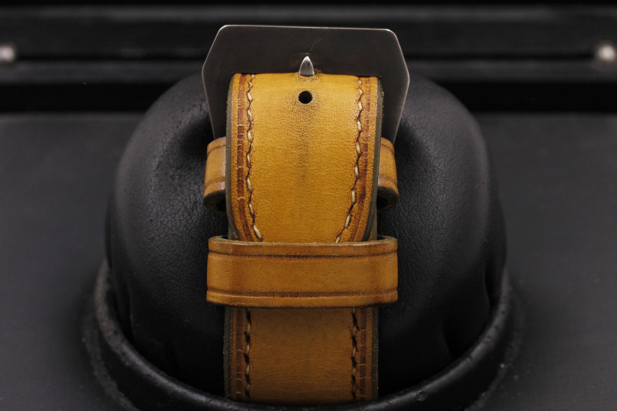 Watch Image 8