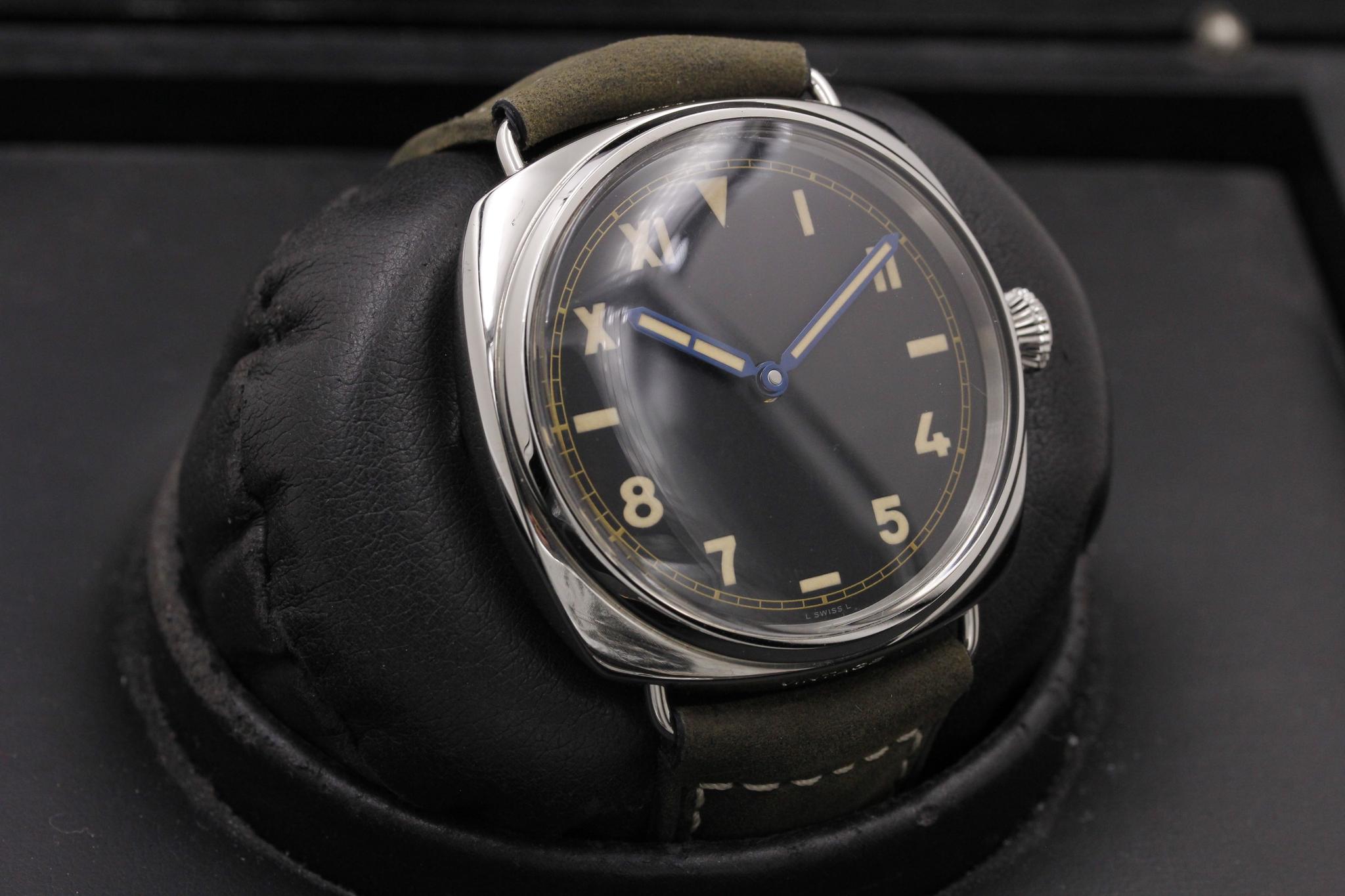 Watch Image 9