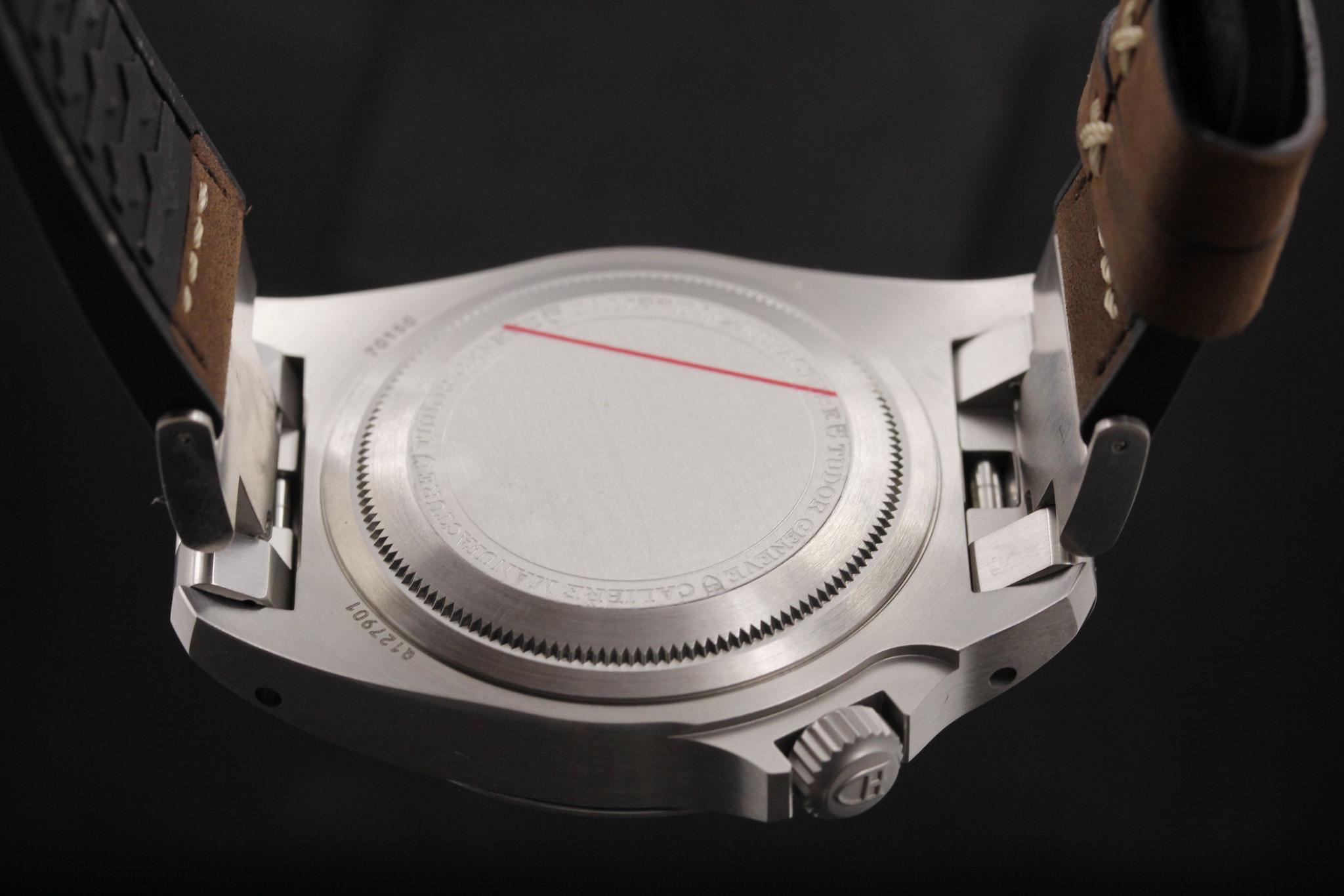 Watch Image 7