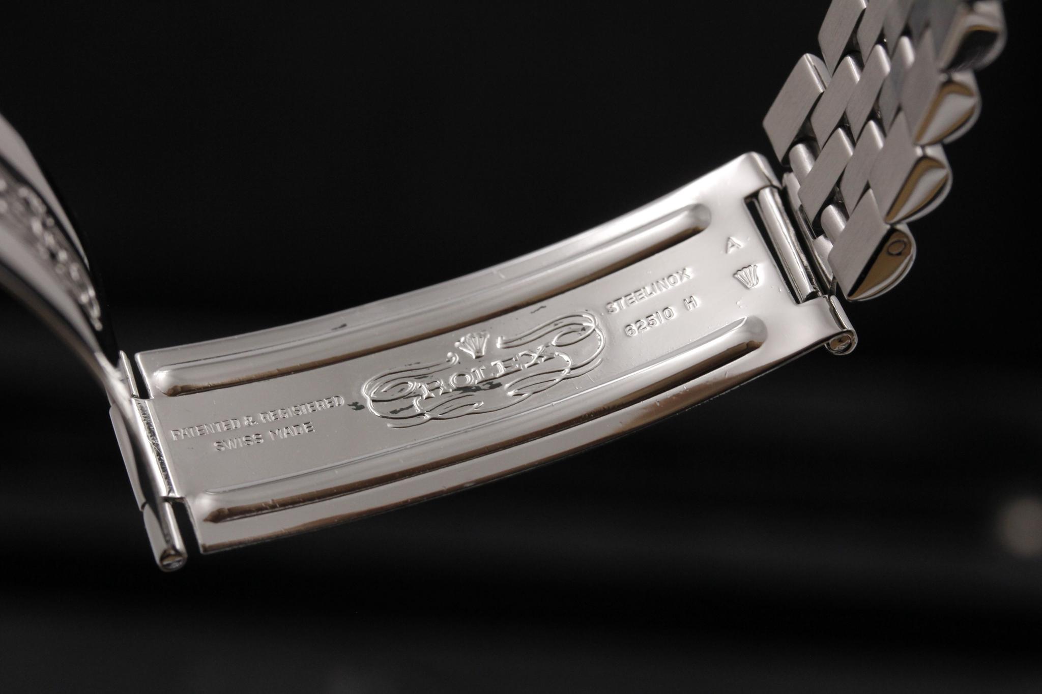 Watch Image 8