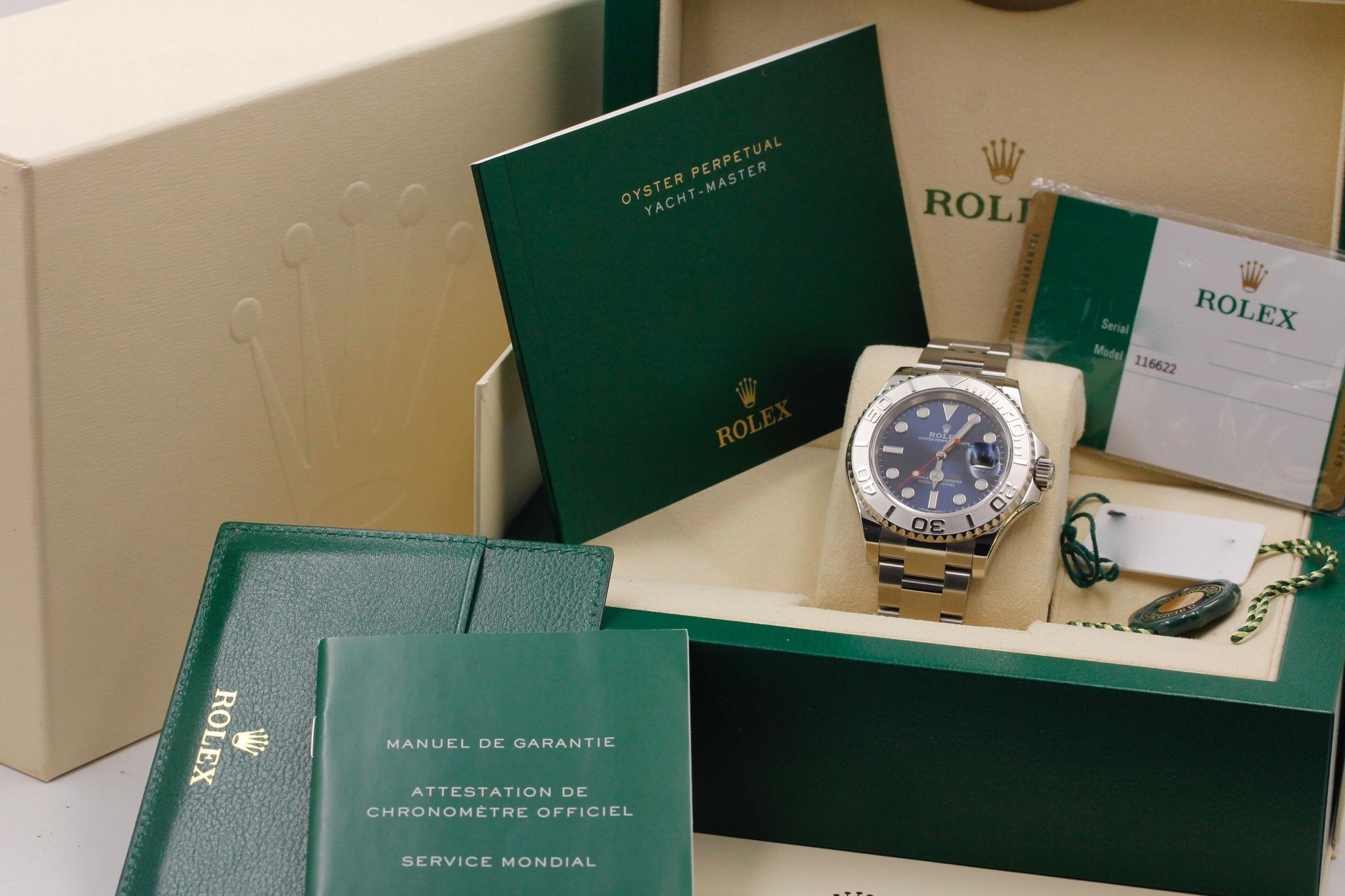 Watch Image 11