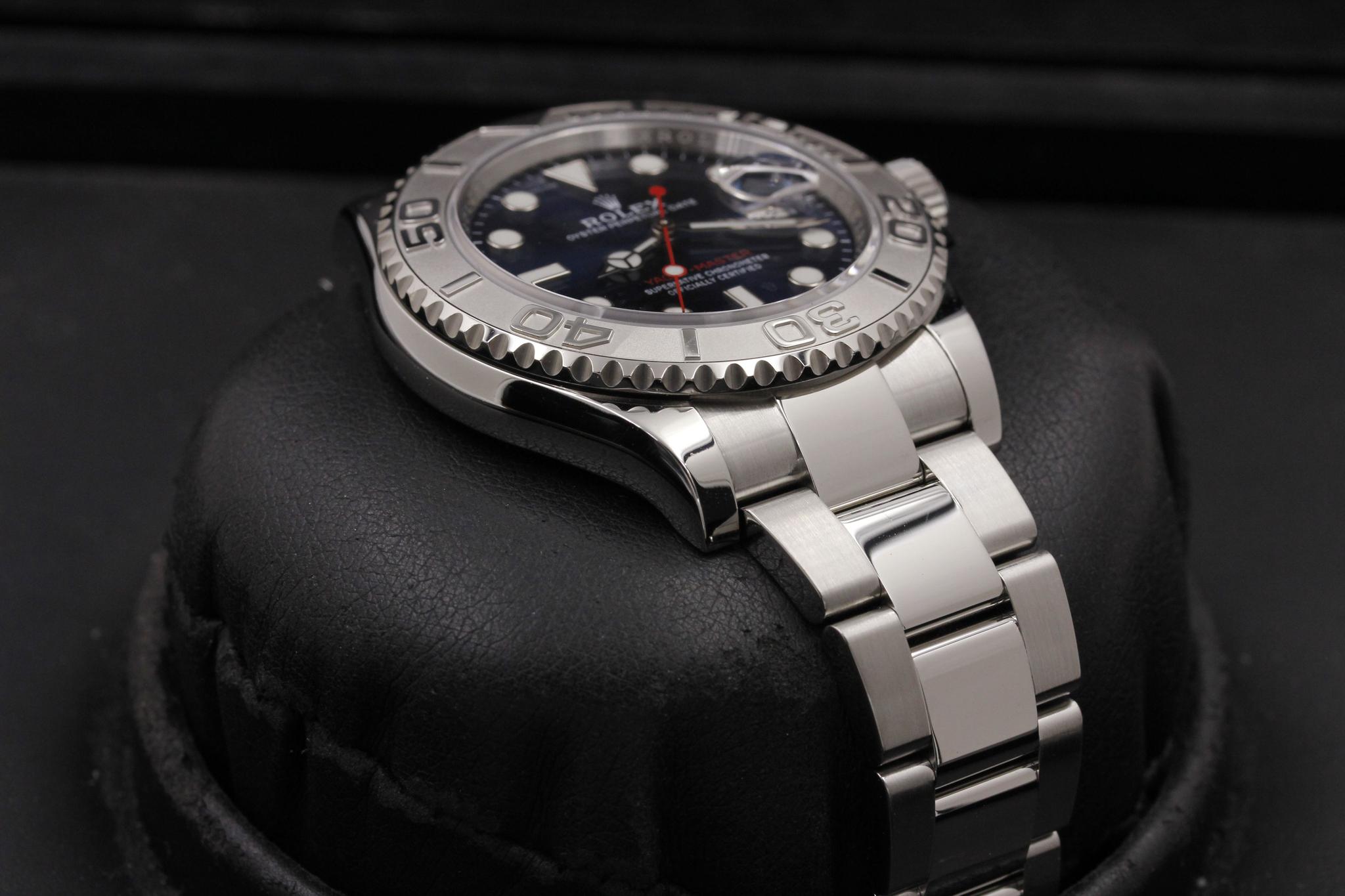 Watch Image 6