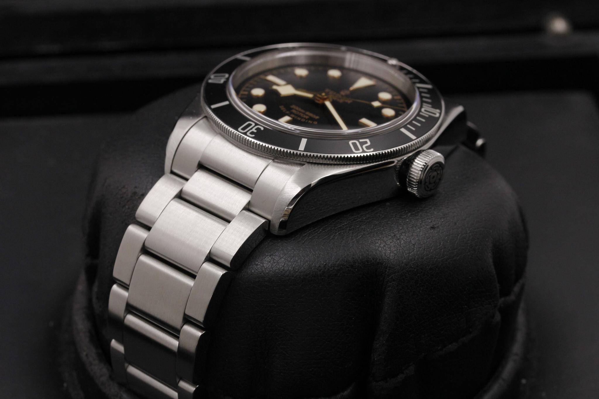 Watch Image 2