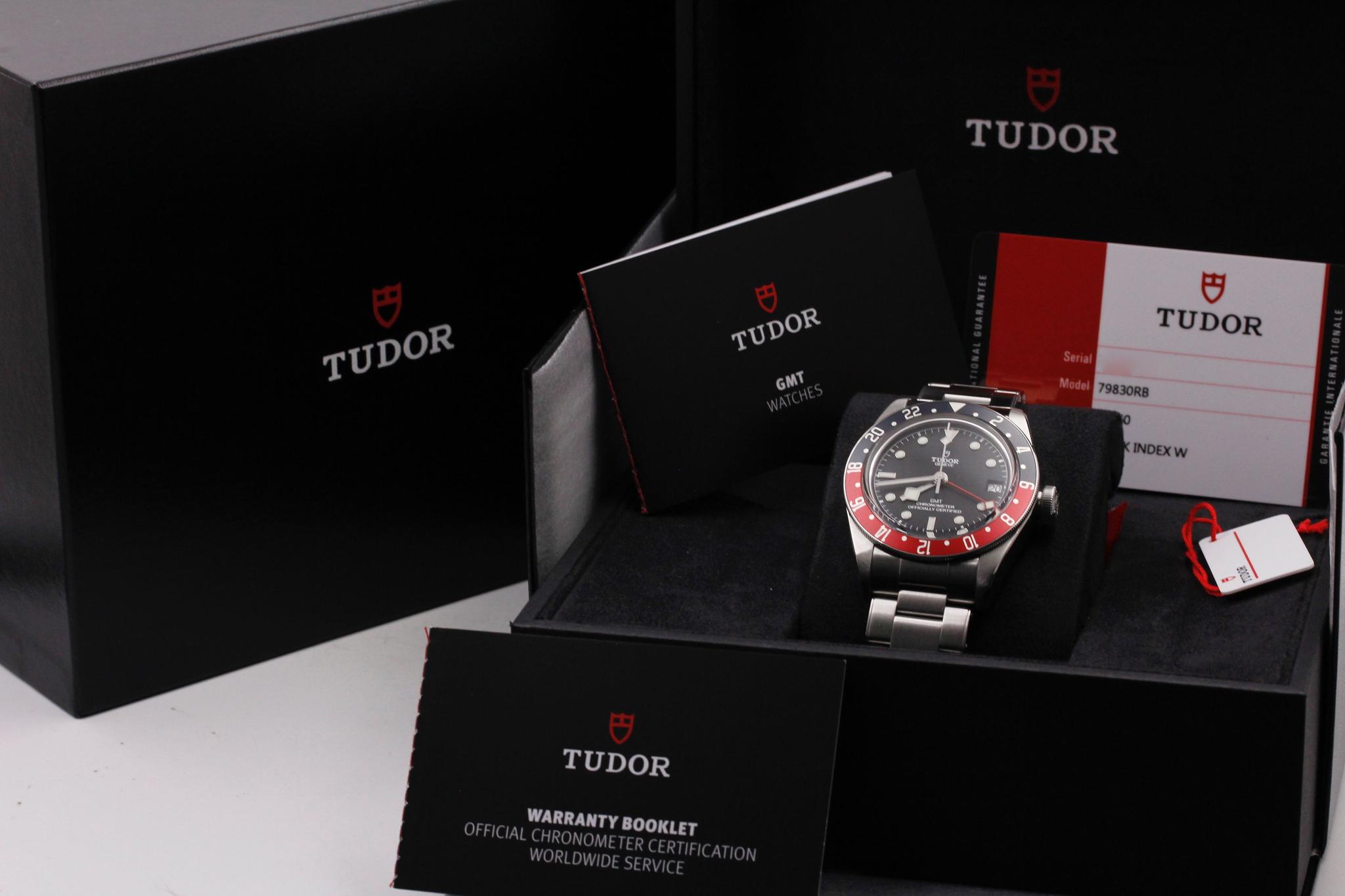 Watch Image 10