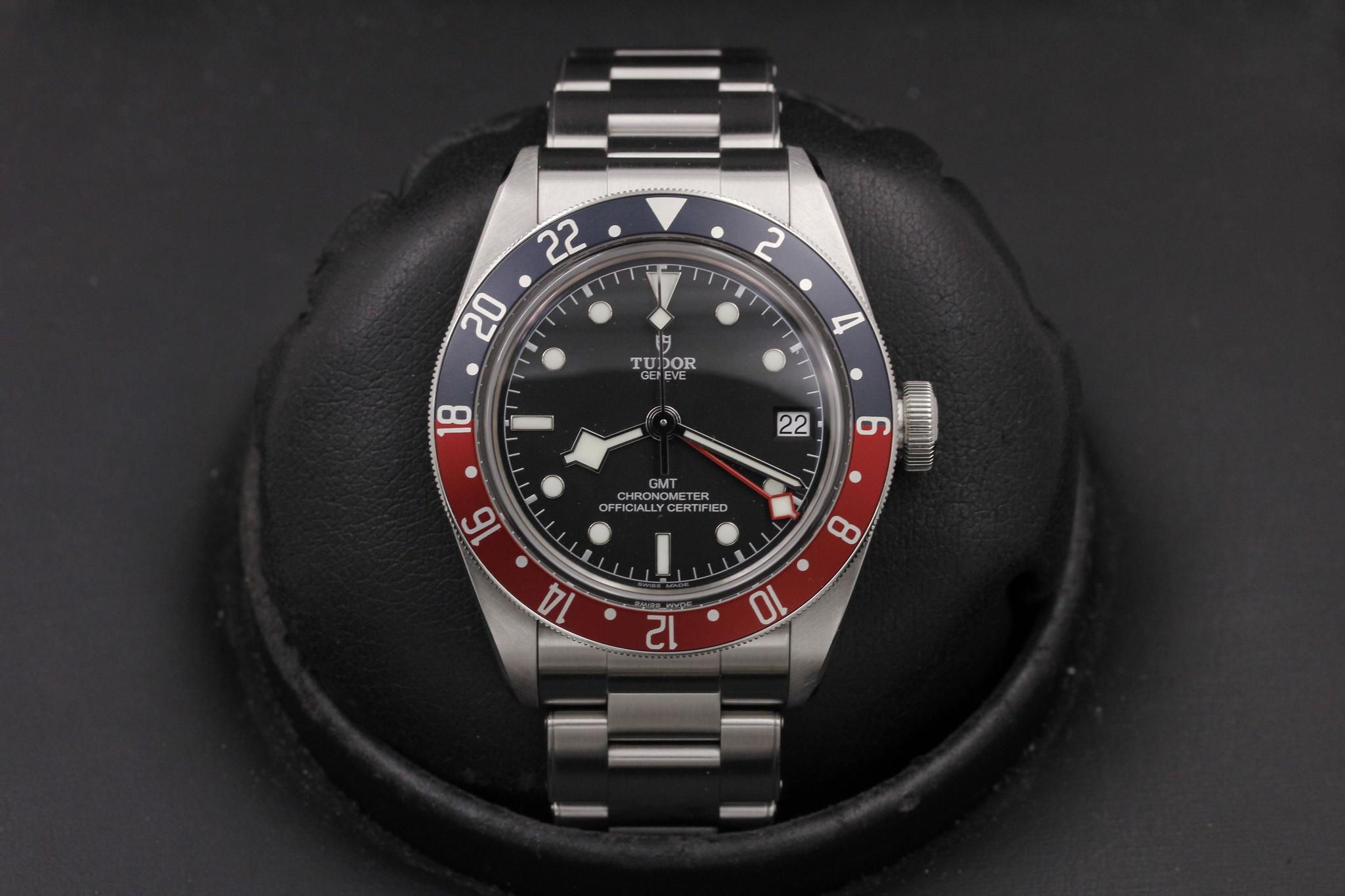 Watch Image 1