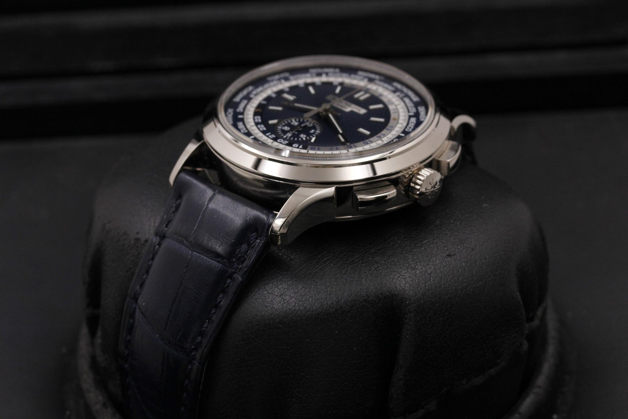 Watch Image 2