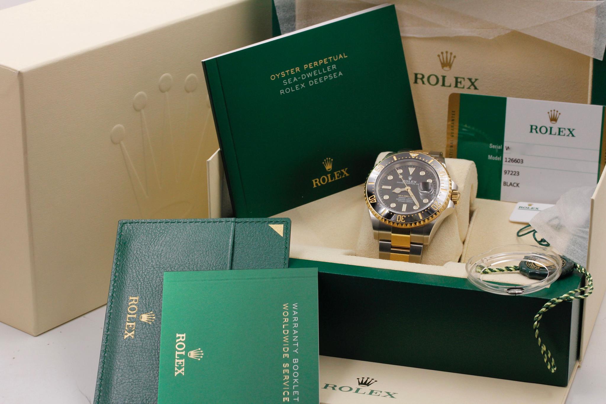 Watch Image 11