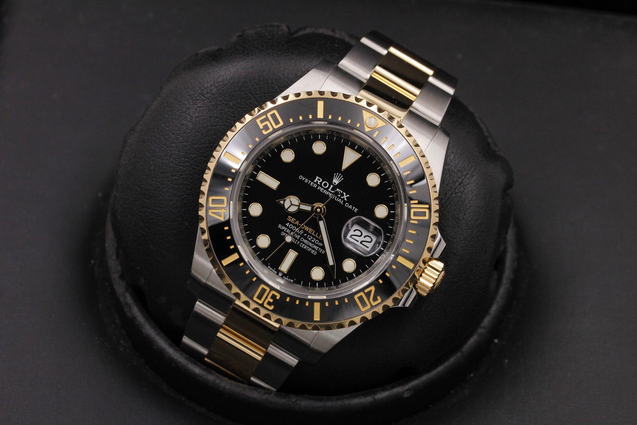 Watch Image 10