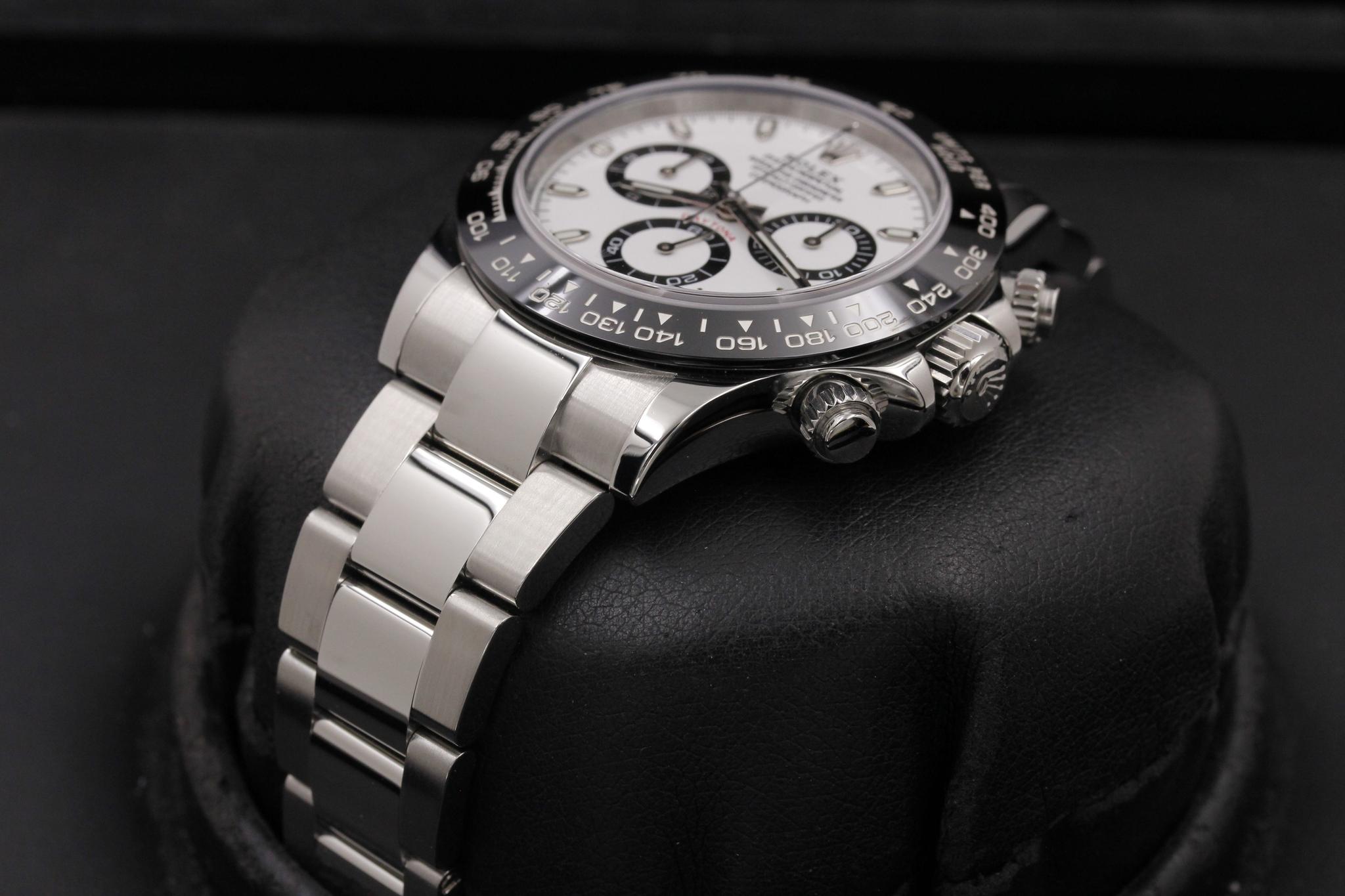 Watch Image 2
