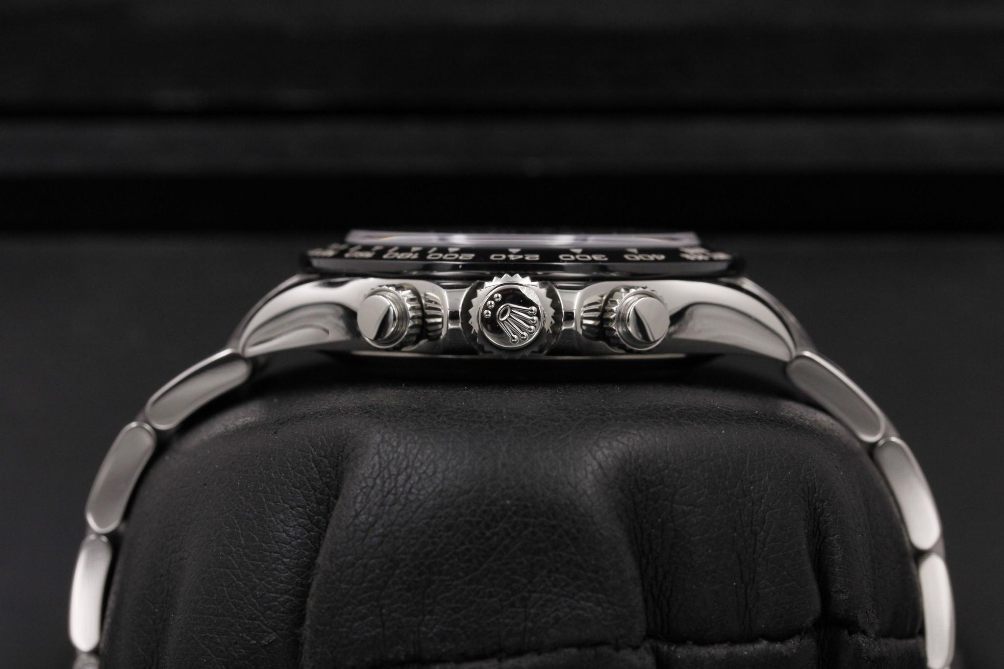 Watch Image 3