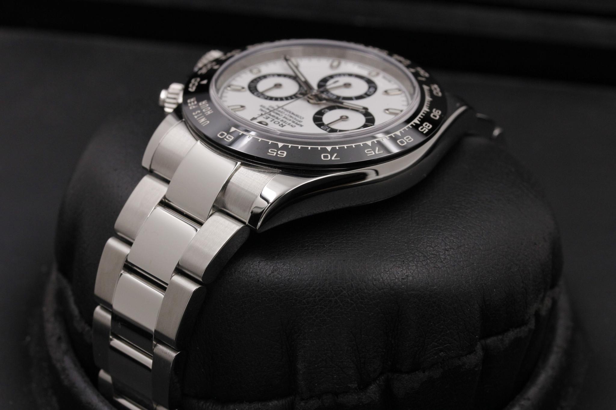 Watch Image 5
