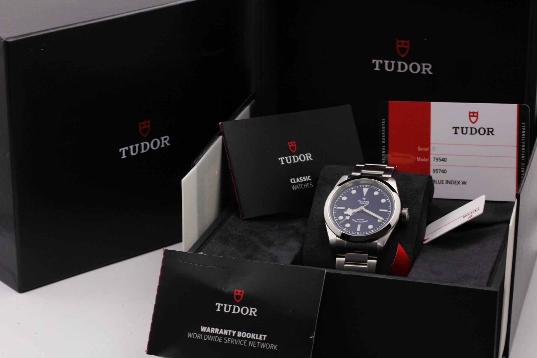 Watch Image 11