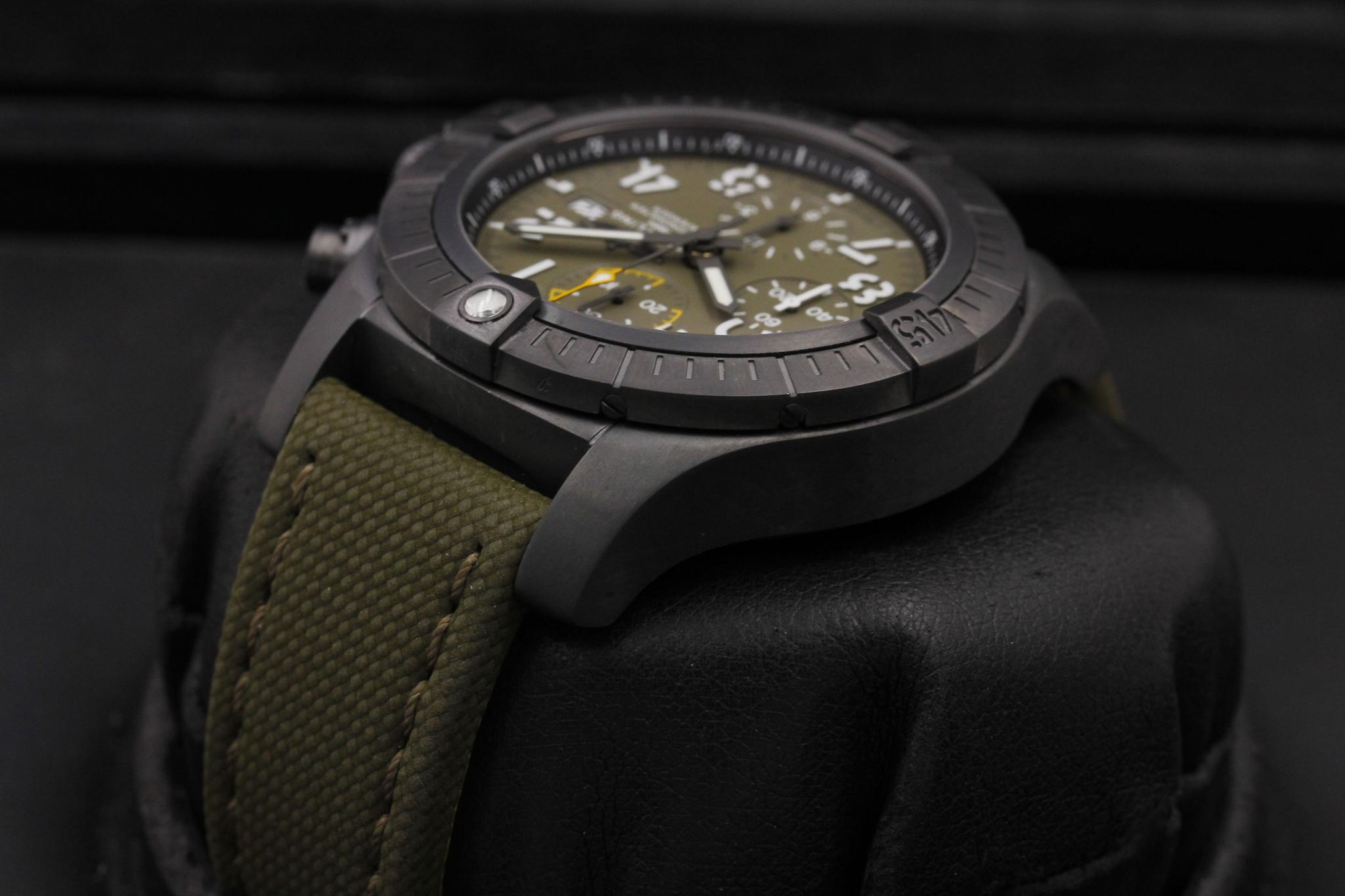 Watch Image 5