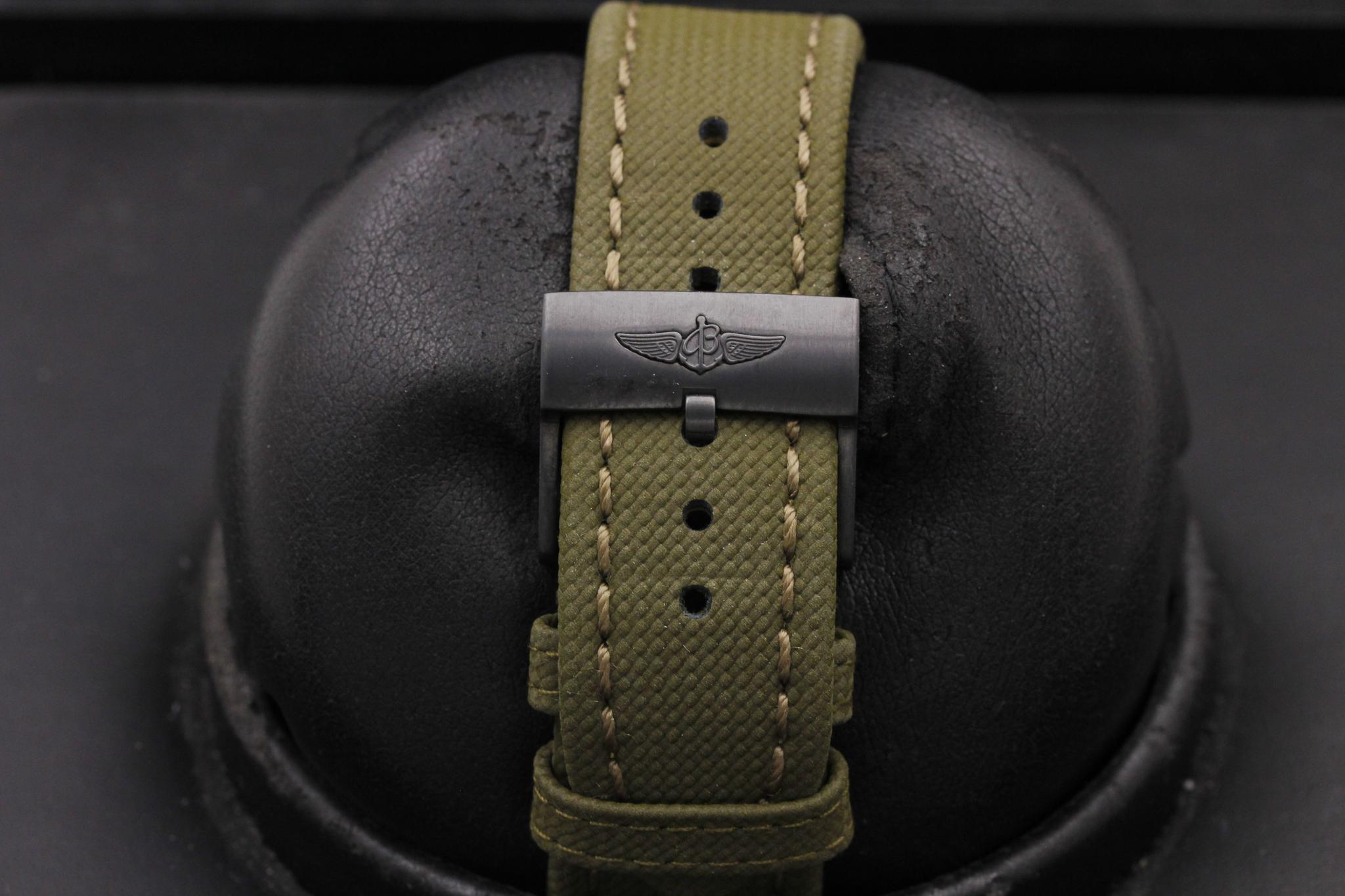 Watch Image 8