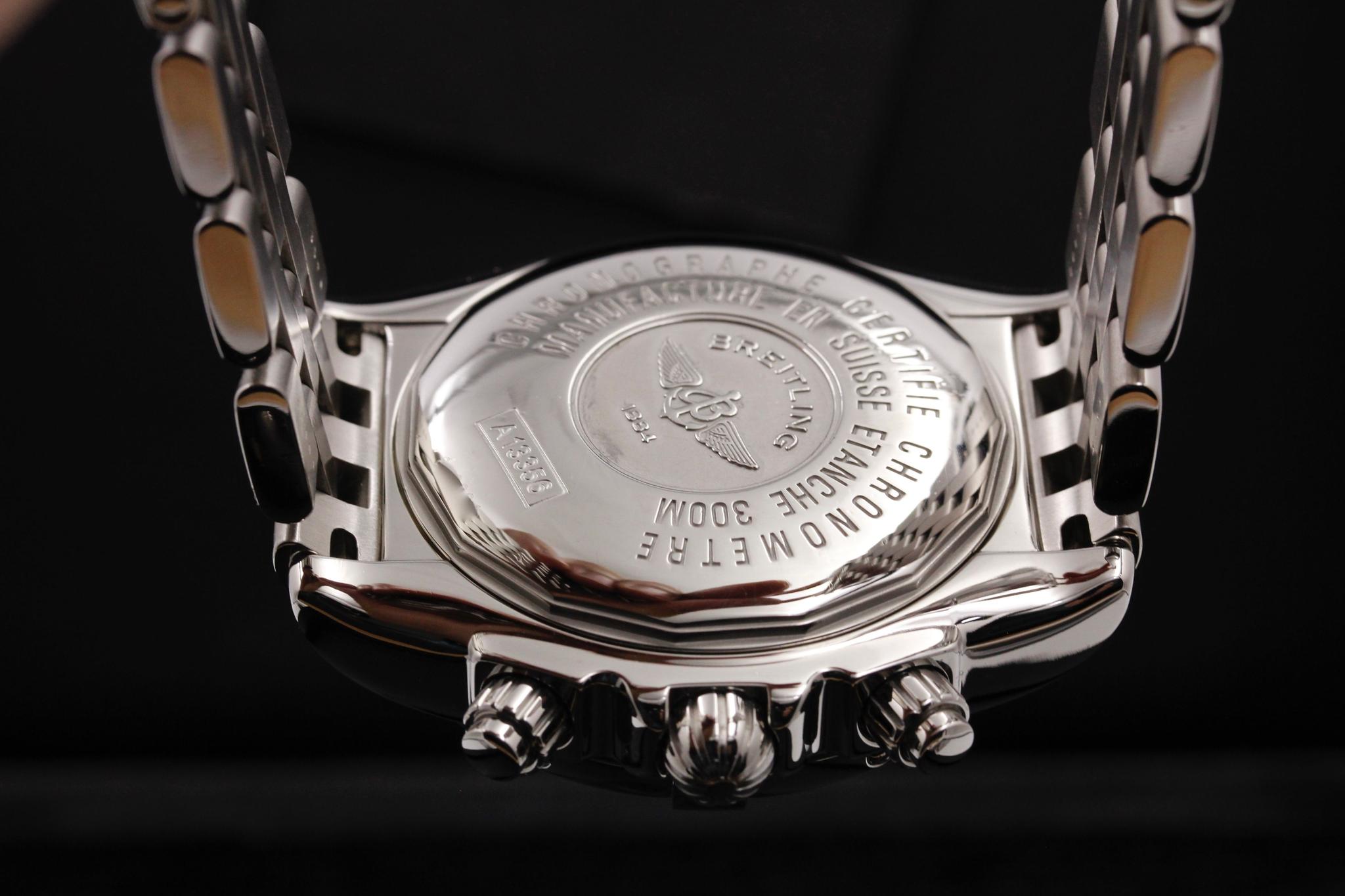 Watch Image 7
