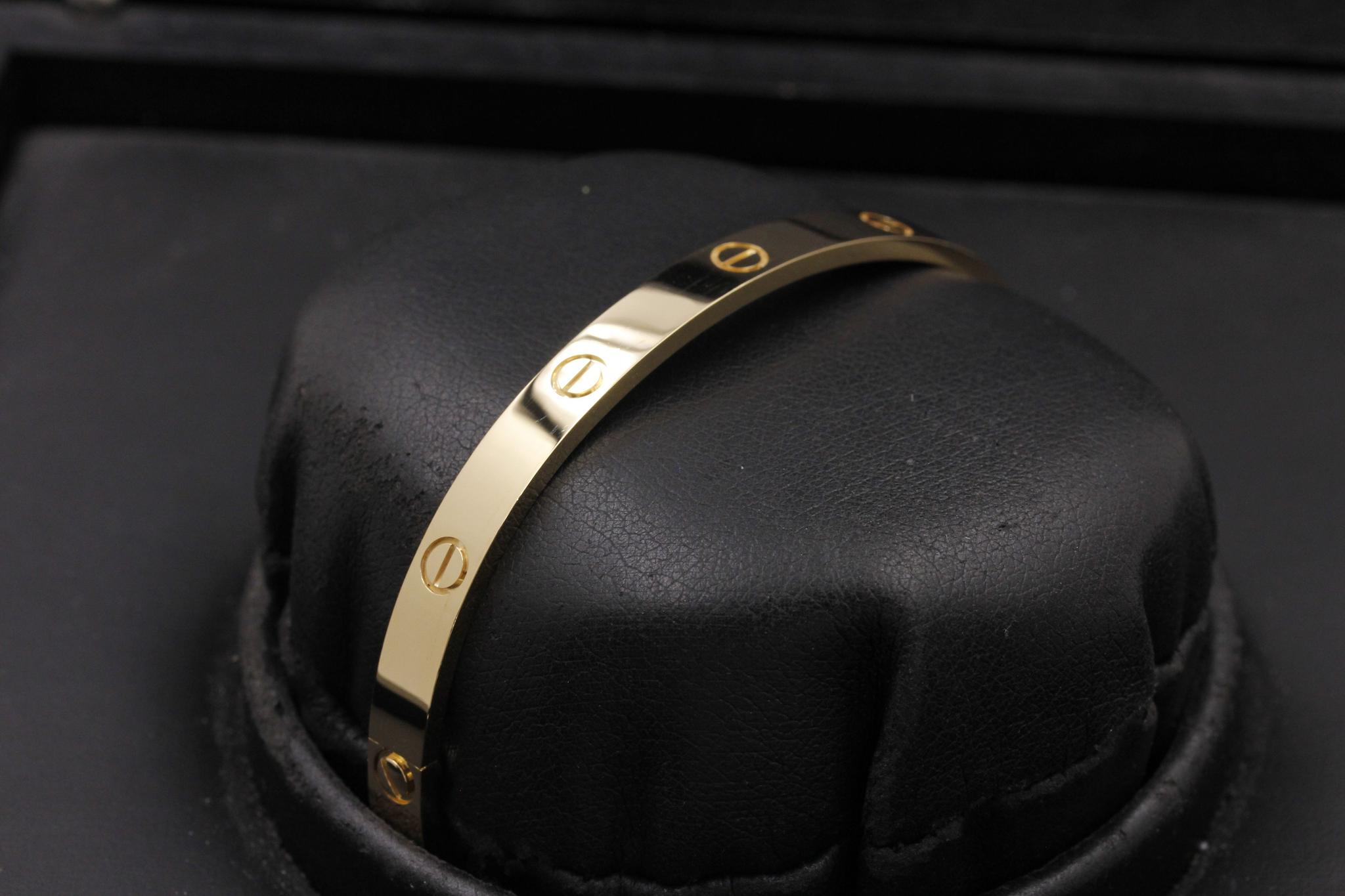 Watch Image 2