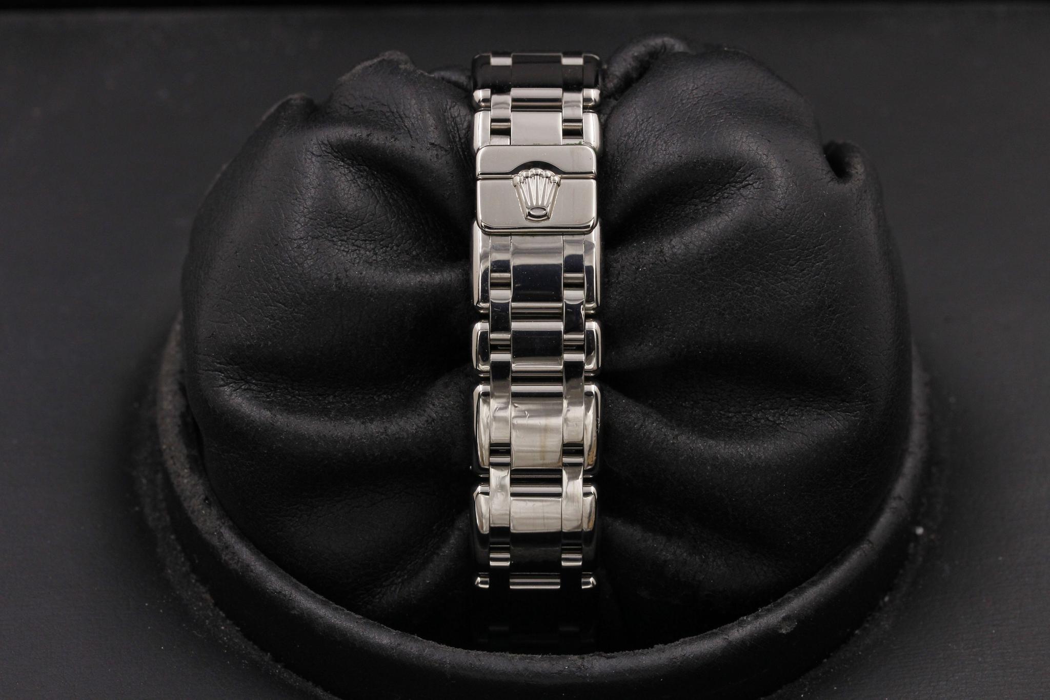 Watch Image 9