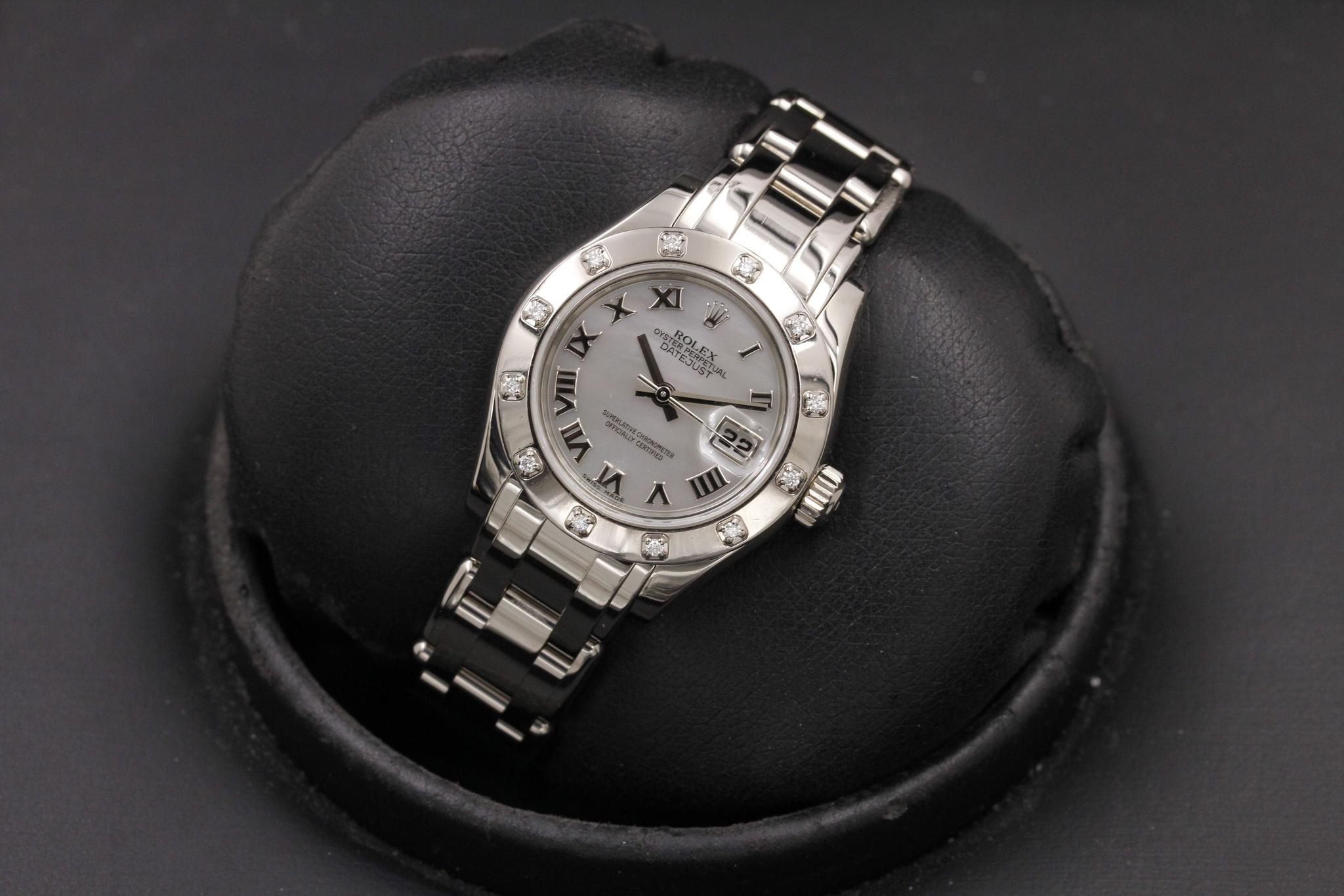 Watch Image 10