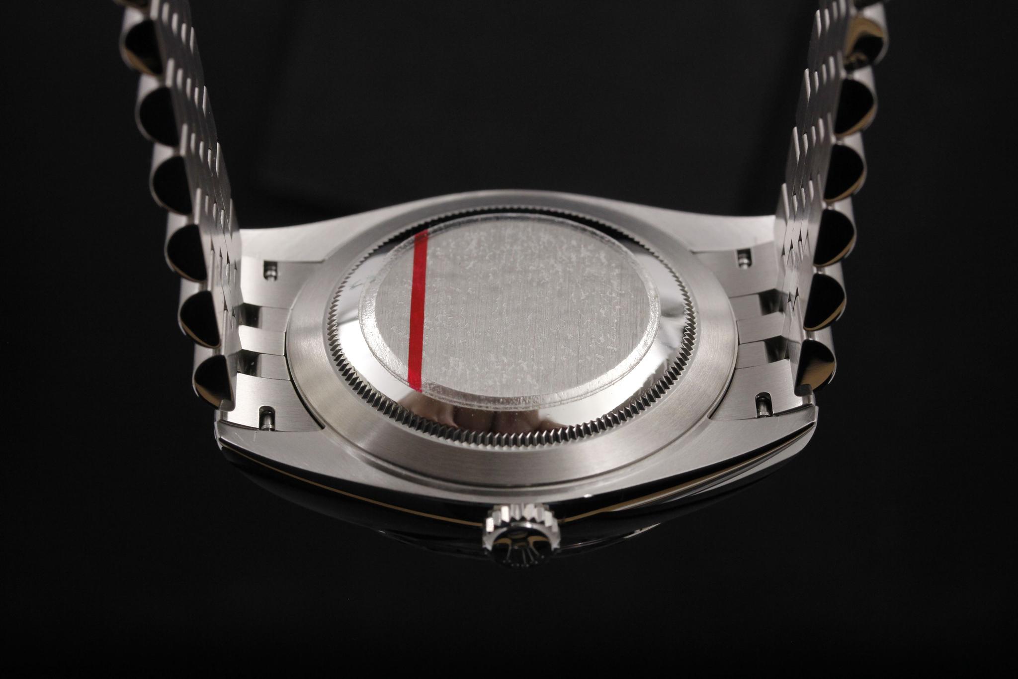 Watch Image 7