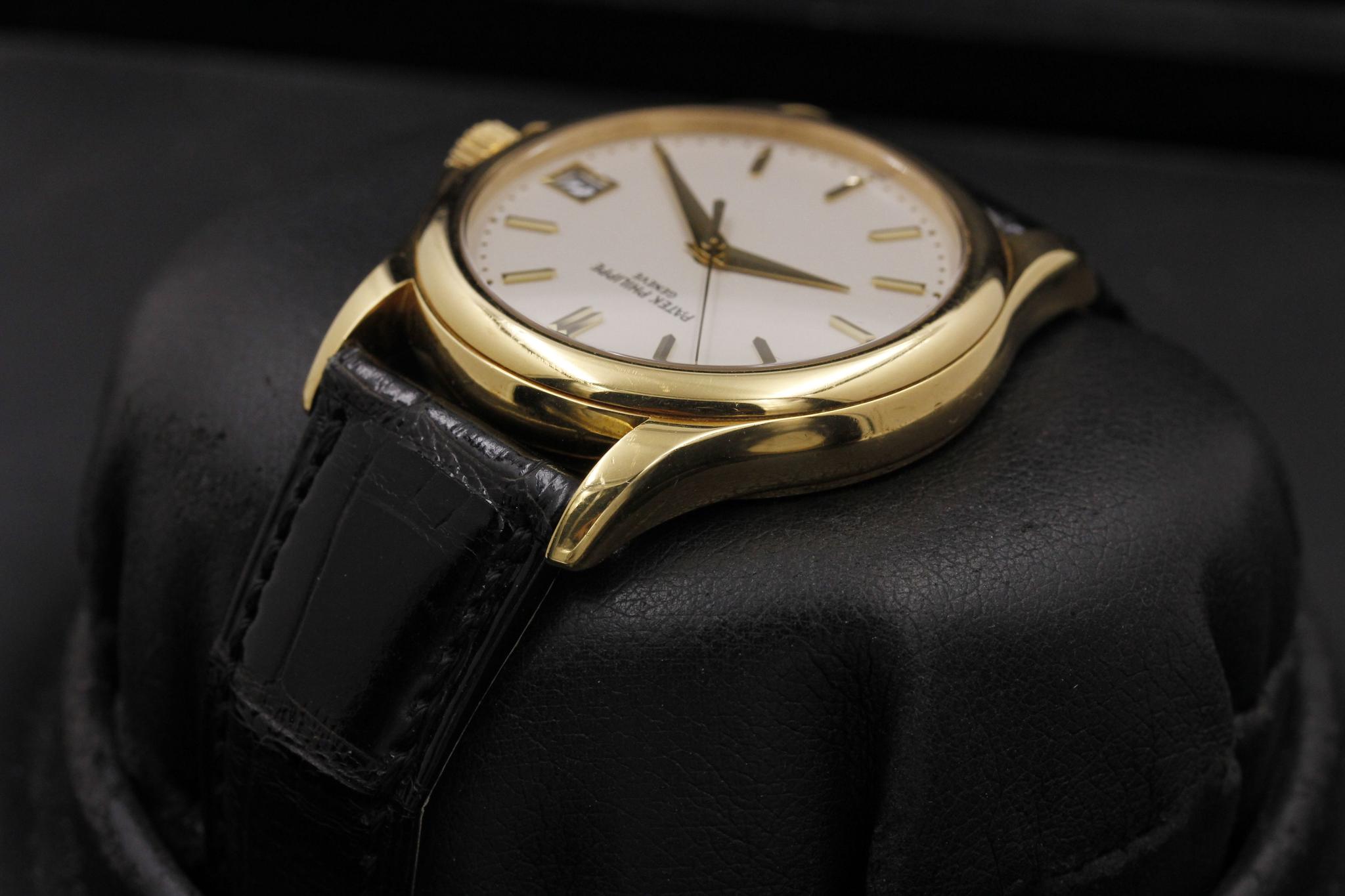 Watch Image 5