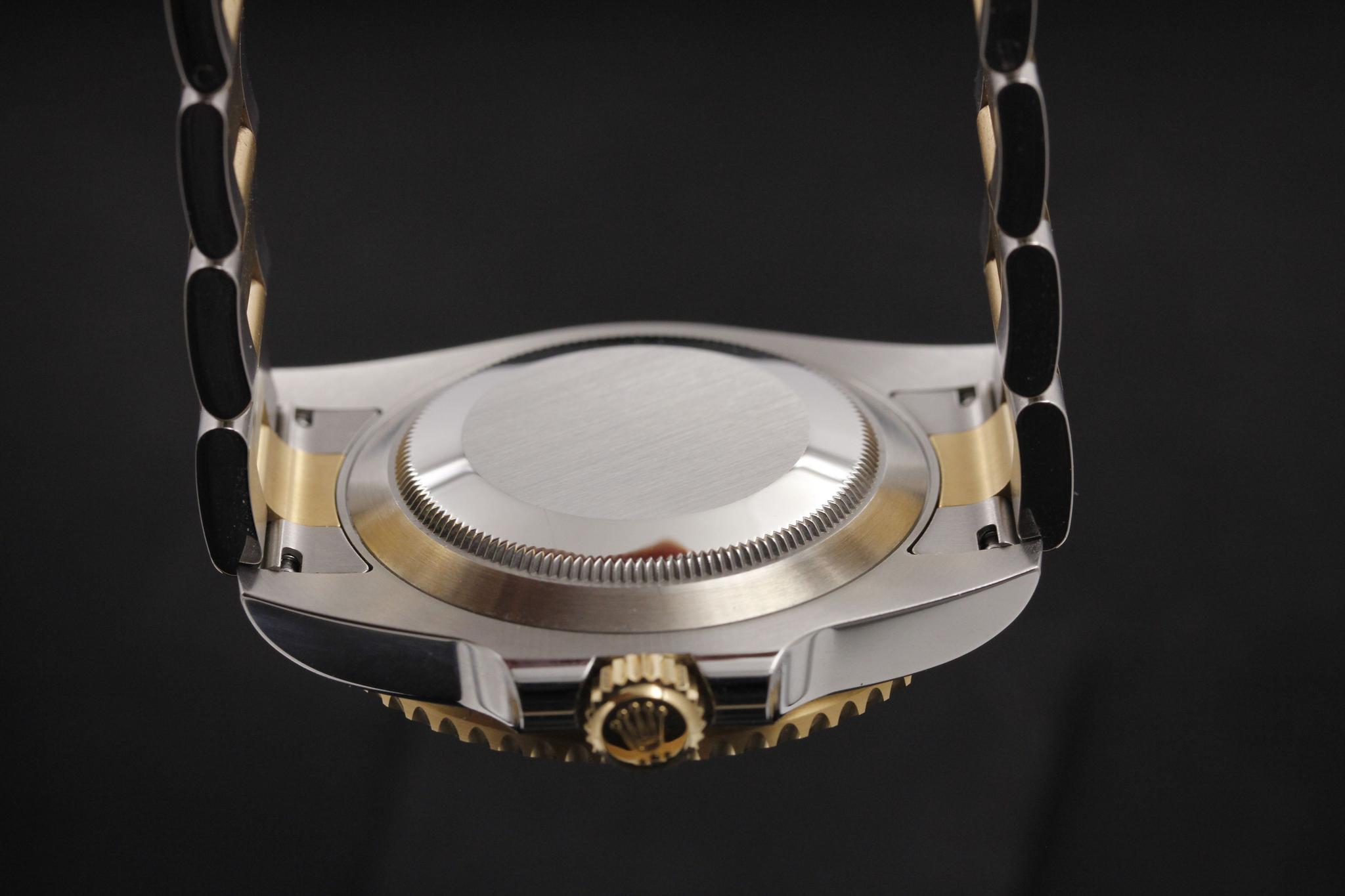 Watch Image 7