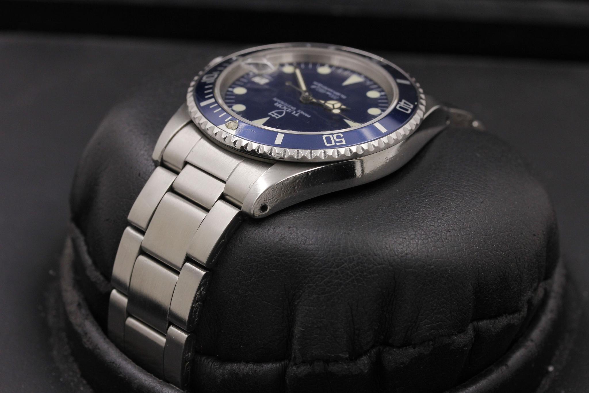 Watch Image 6