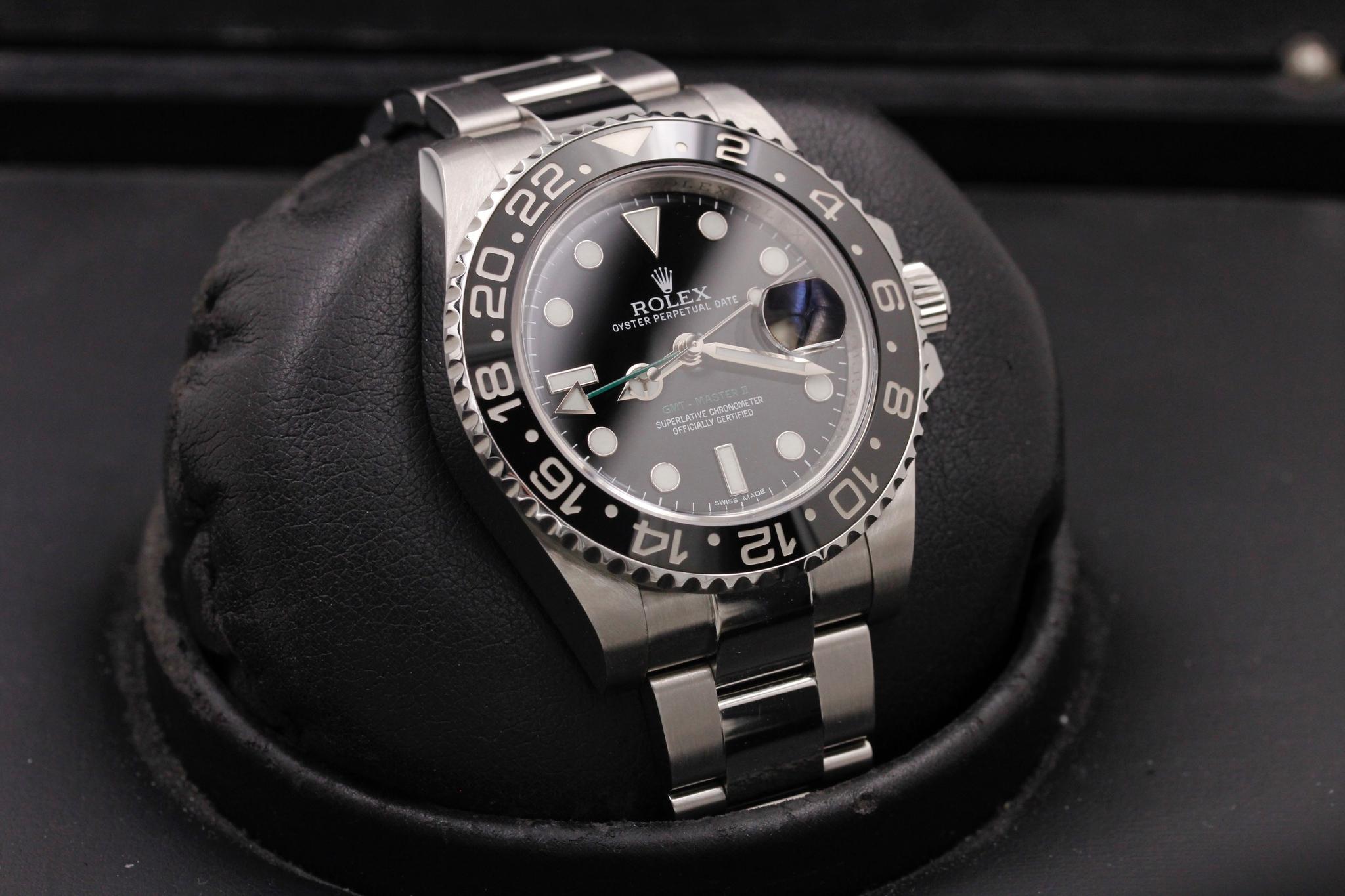Watch Image 10