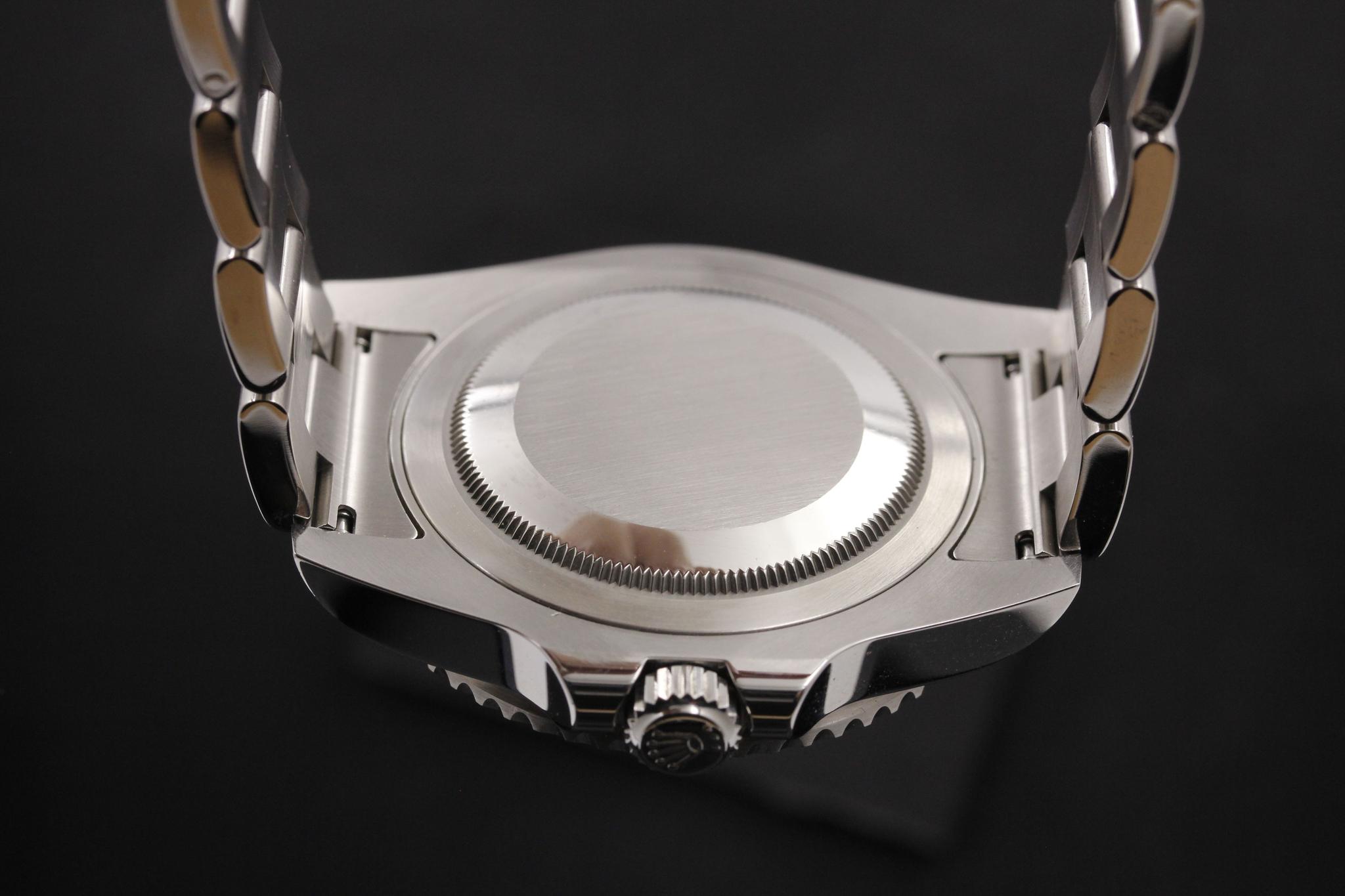 Watch Image 7
