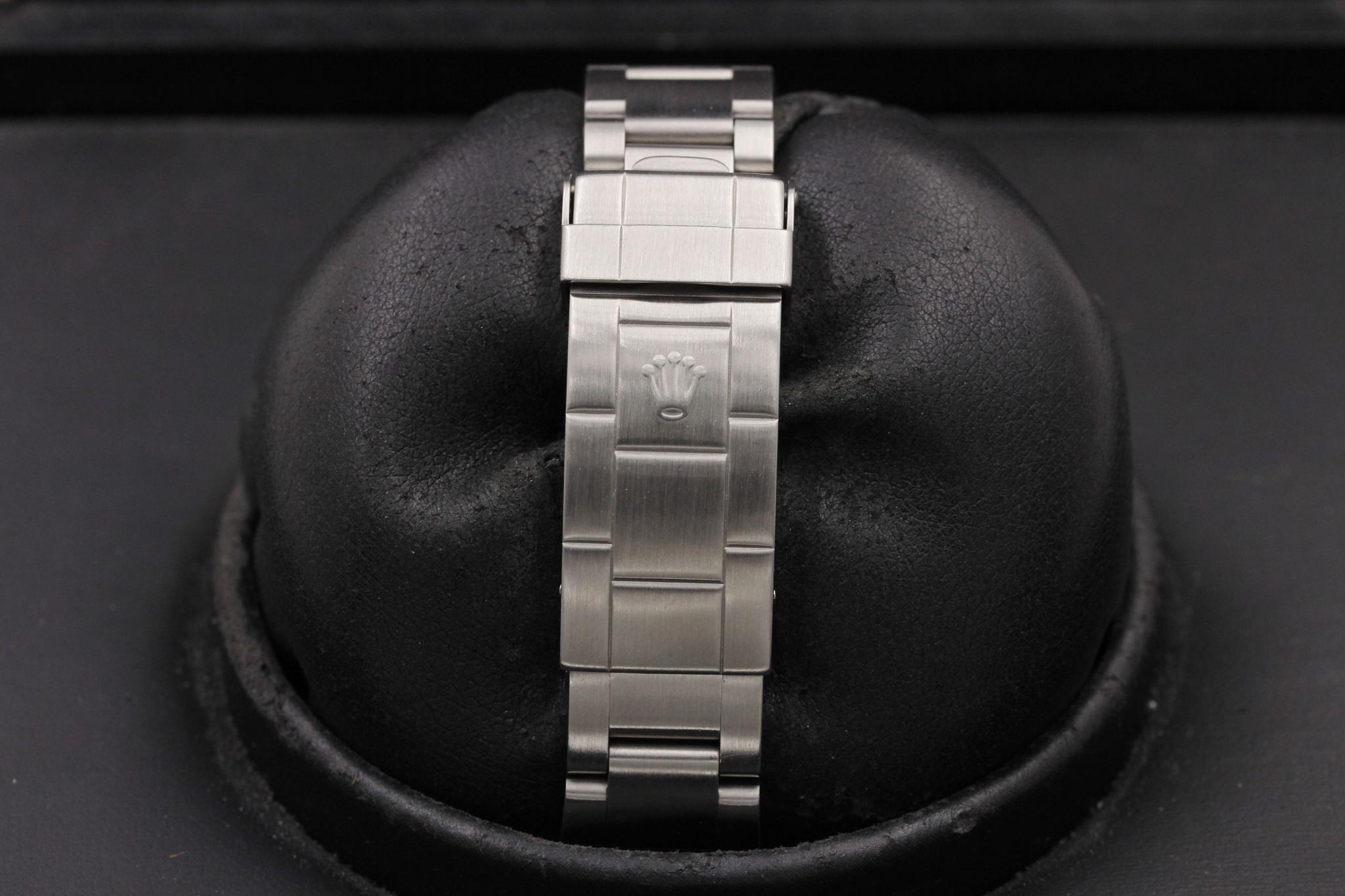 Watch Image 7