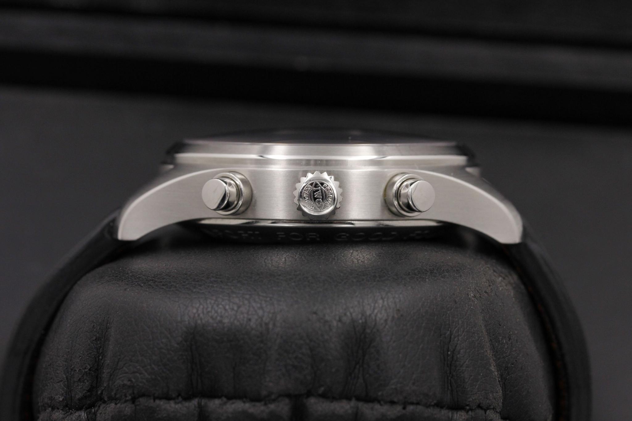 Watch Image 3