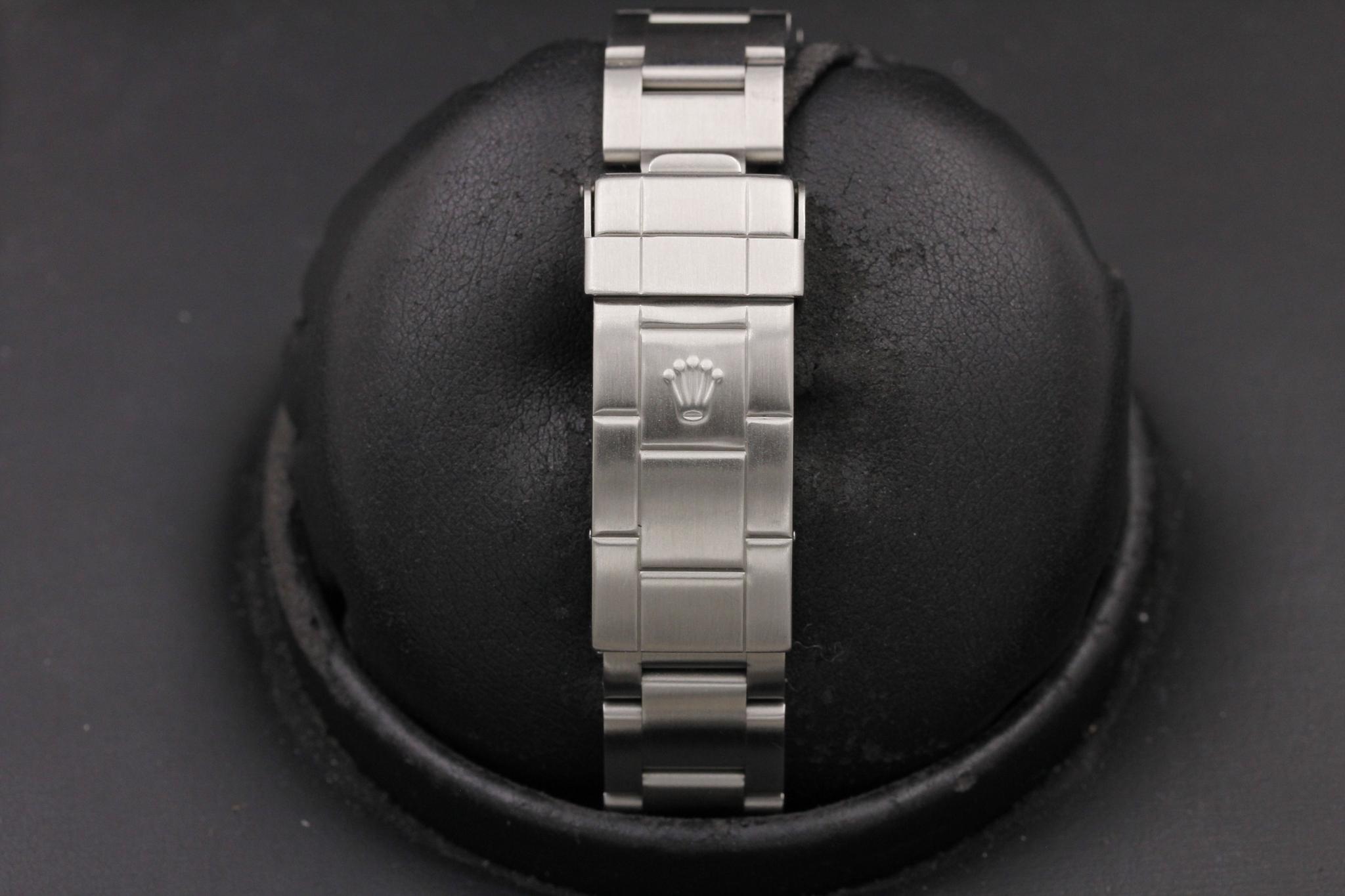 Watch Image 8