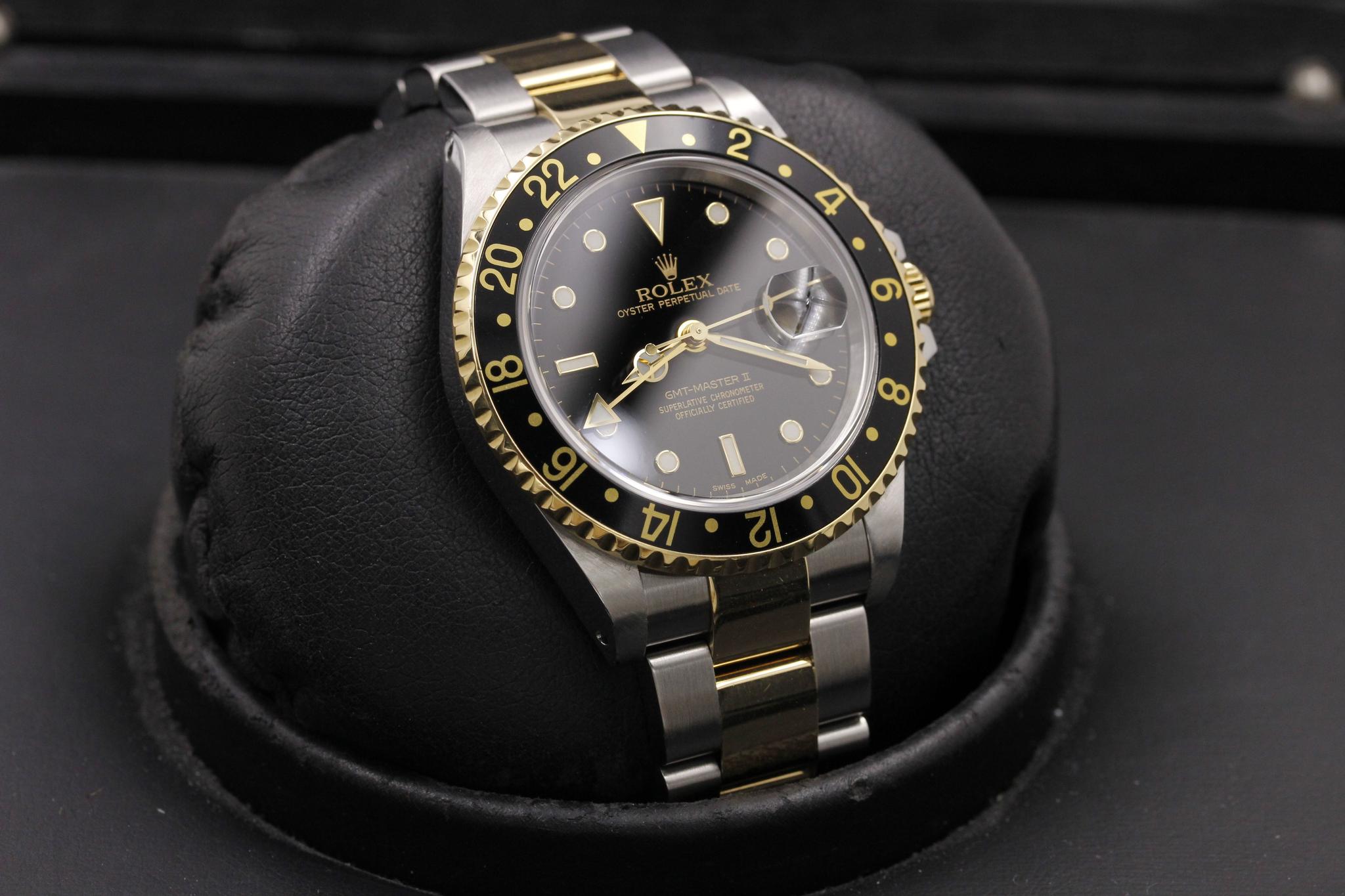 Watch Image 11