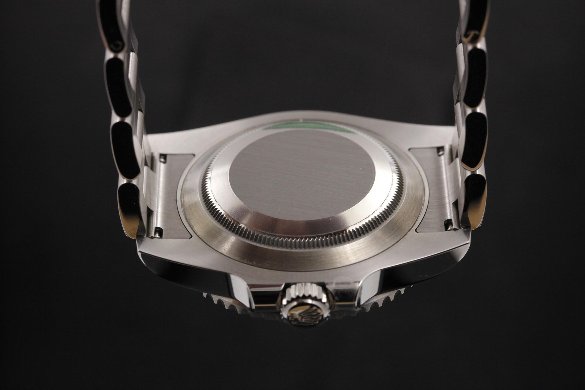 Watch Image 7