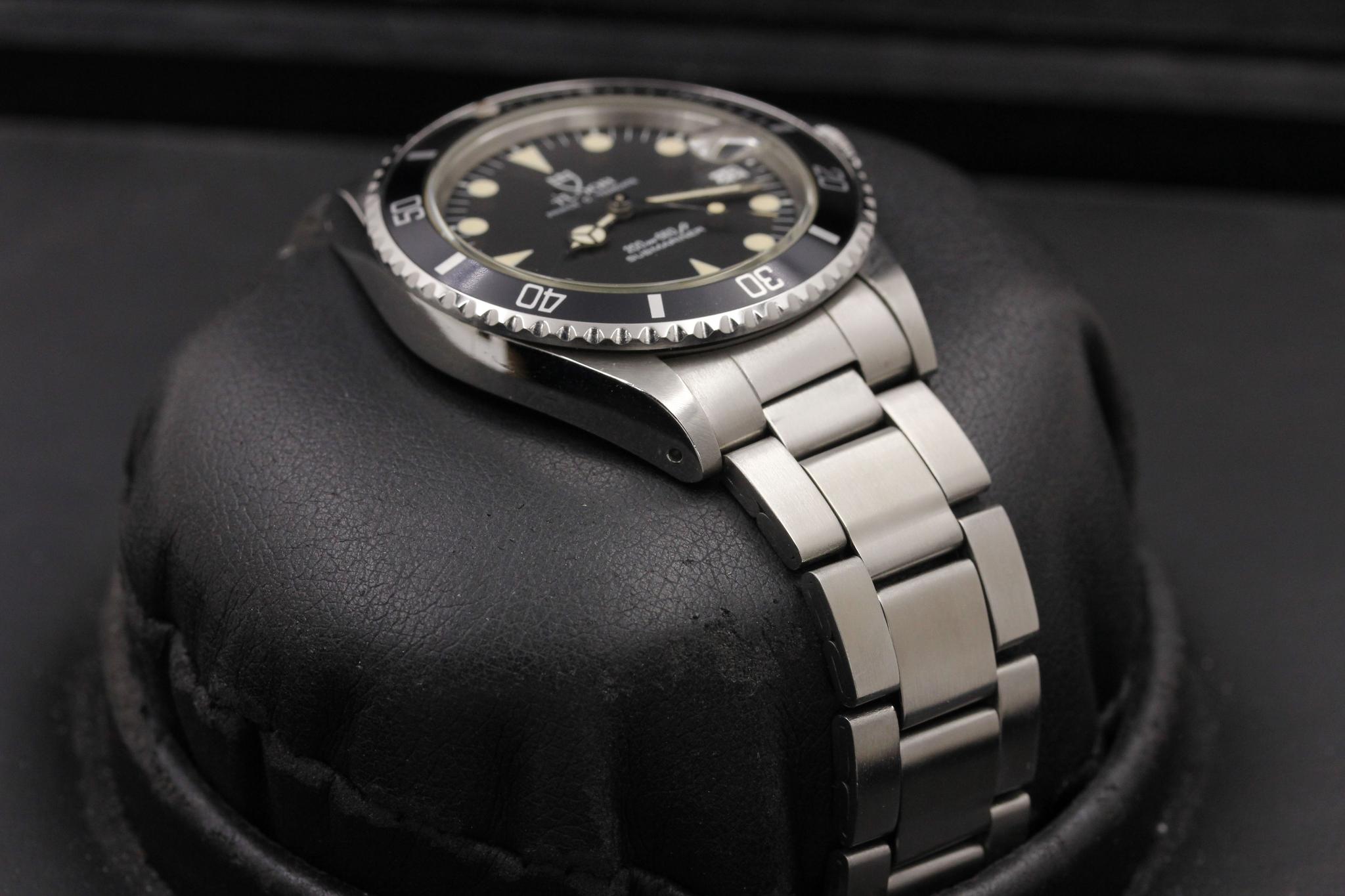 Watch Image 6