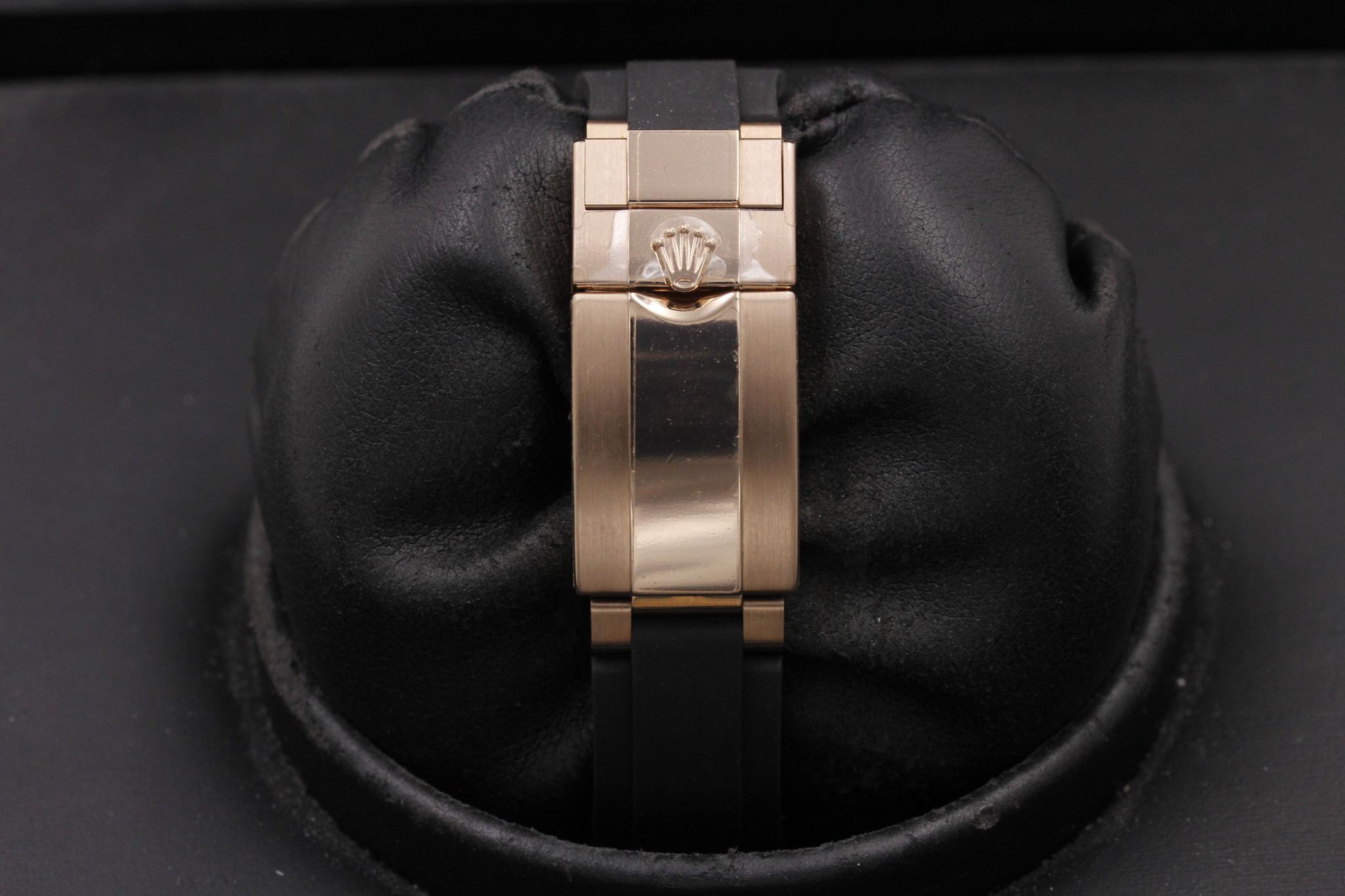 Watch Image 8
