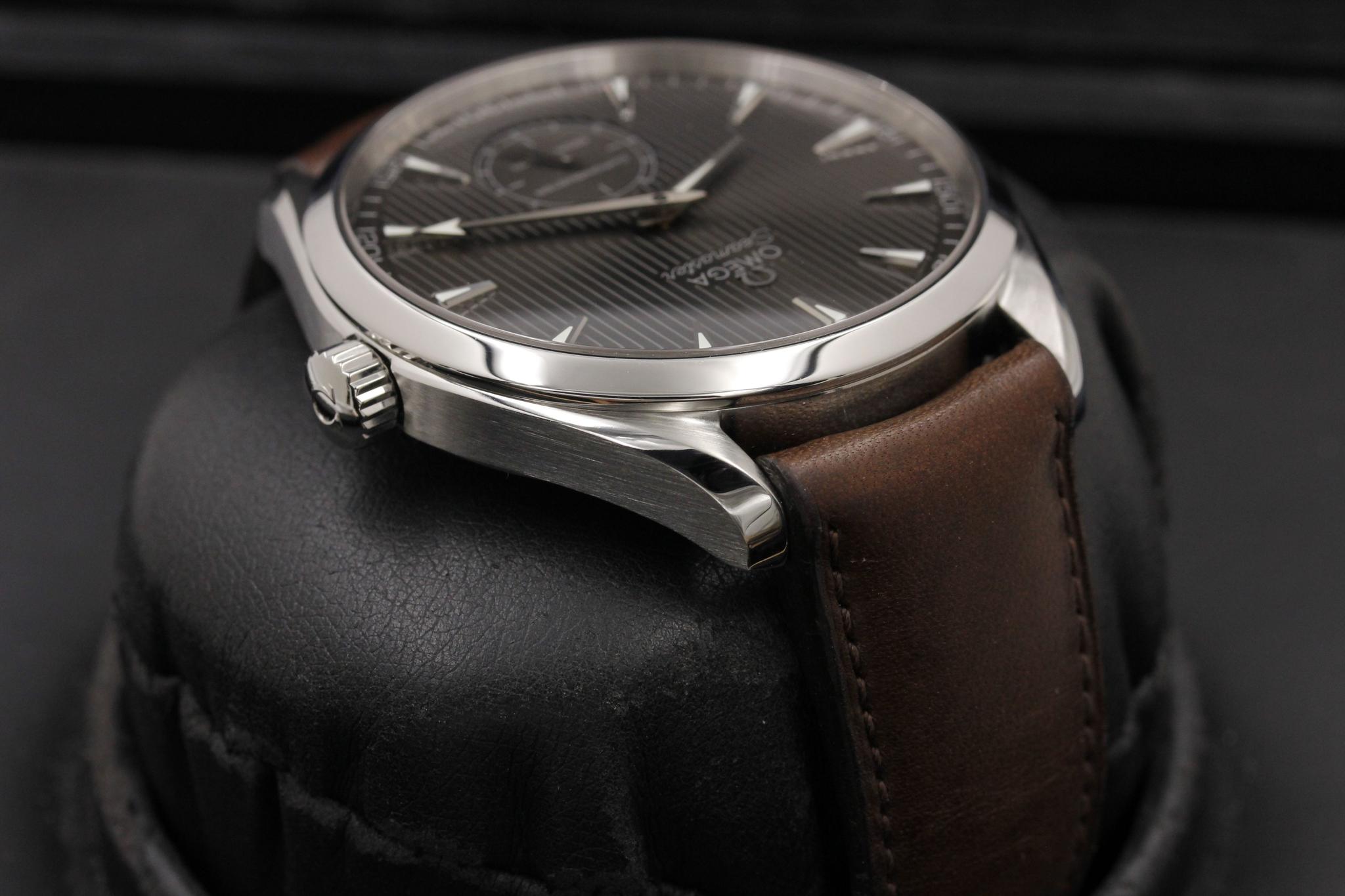 Watch Image 4