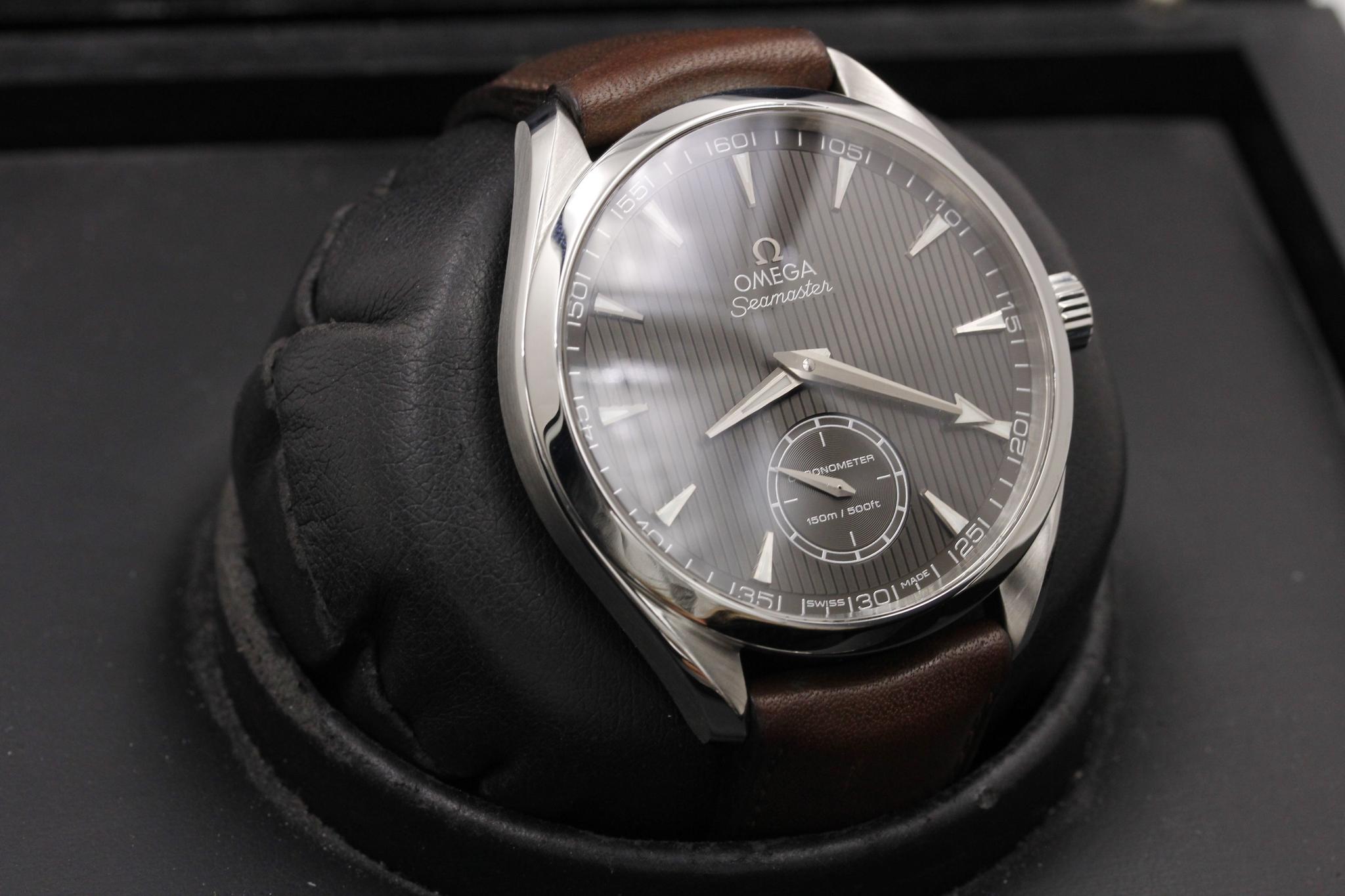 Watch Image 10