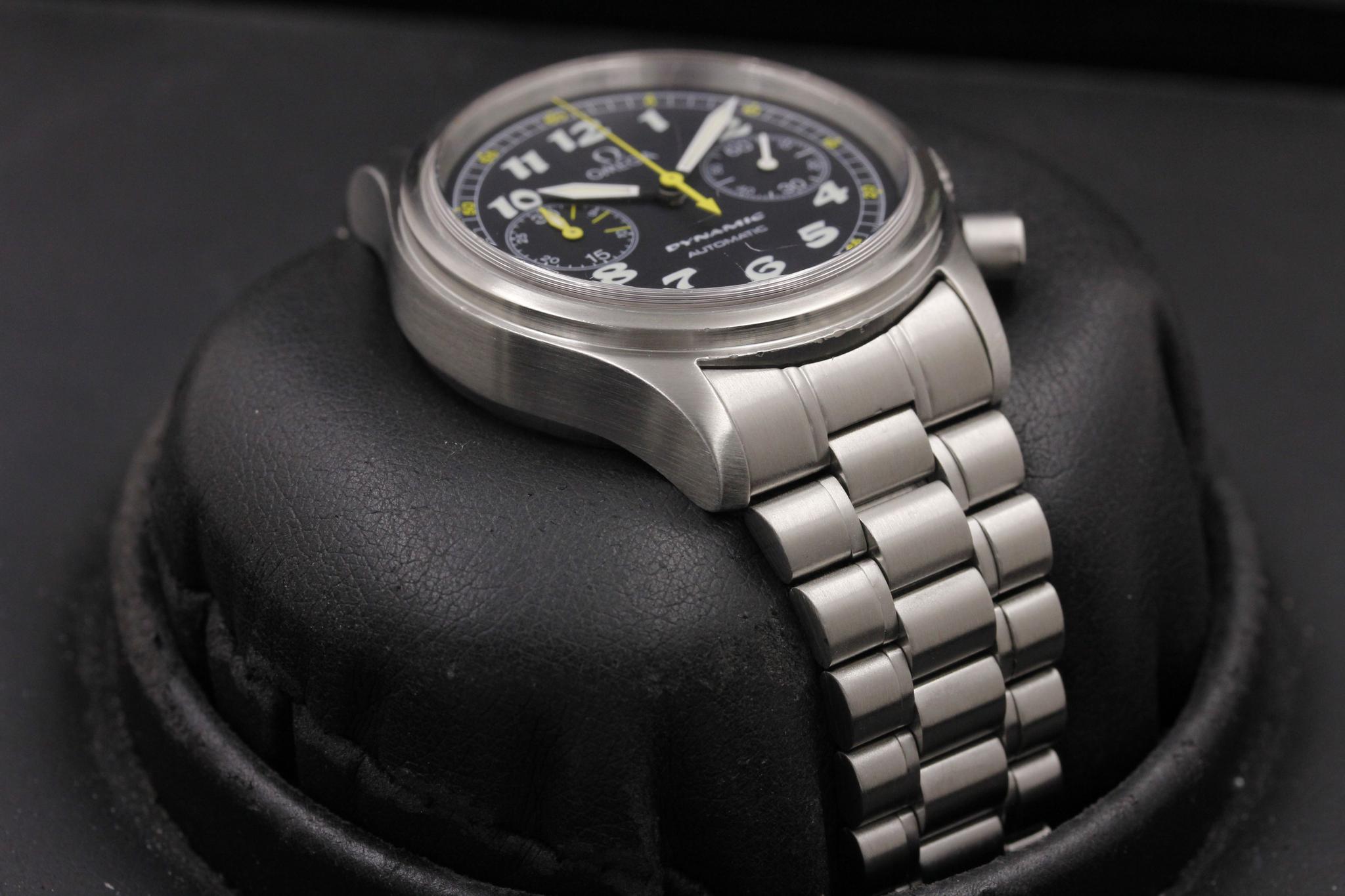 Watch Image 6